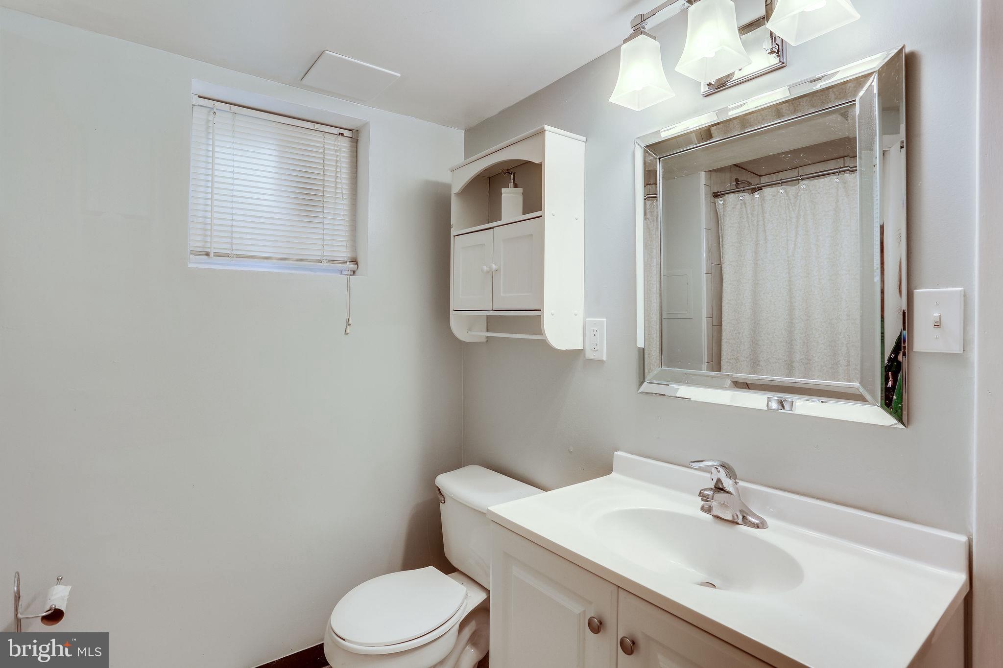 BROOKE MANOR - Residential