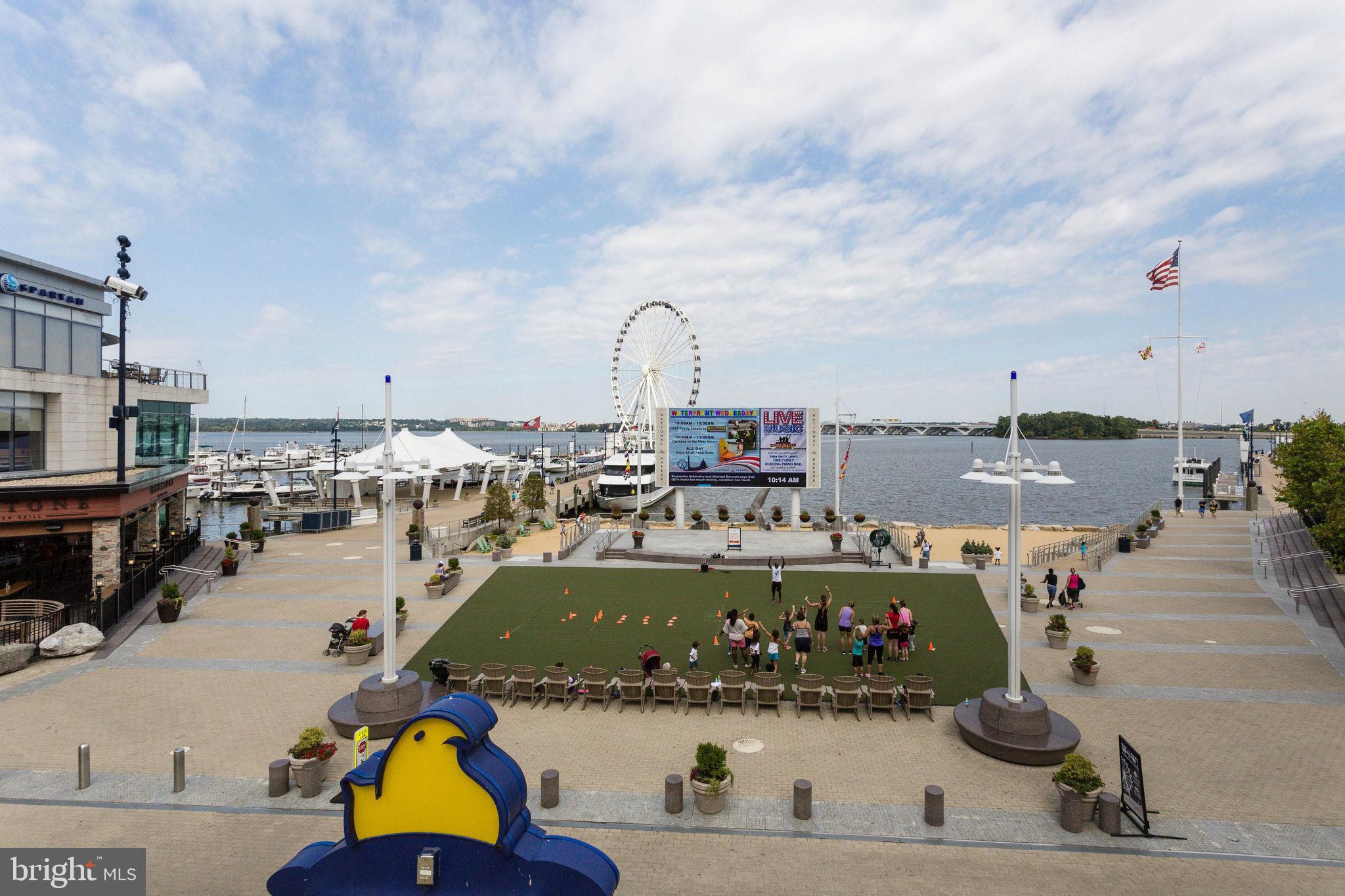 BROOKE MANOR - Residential