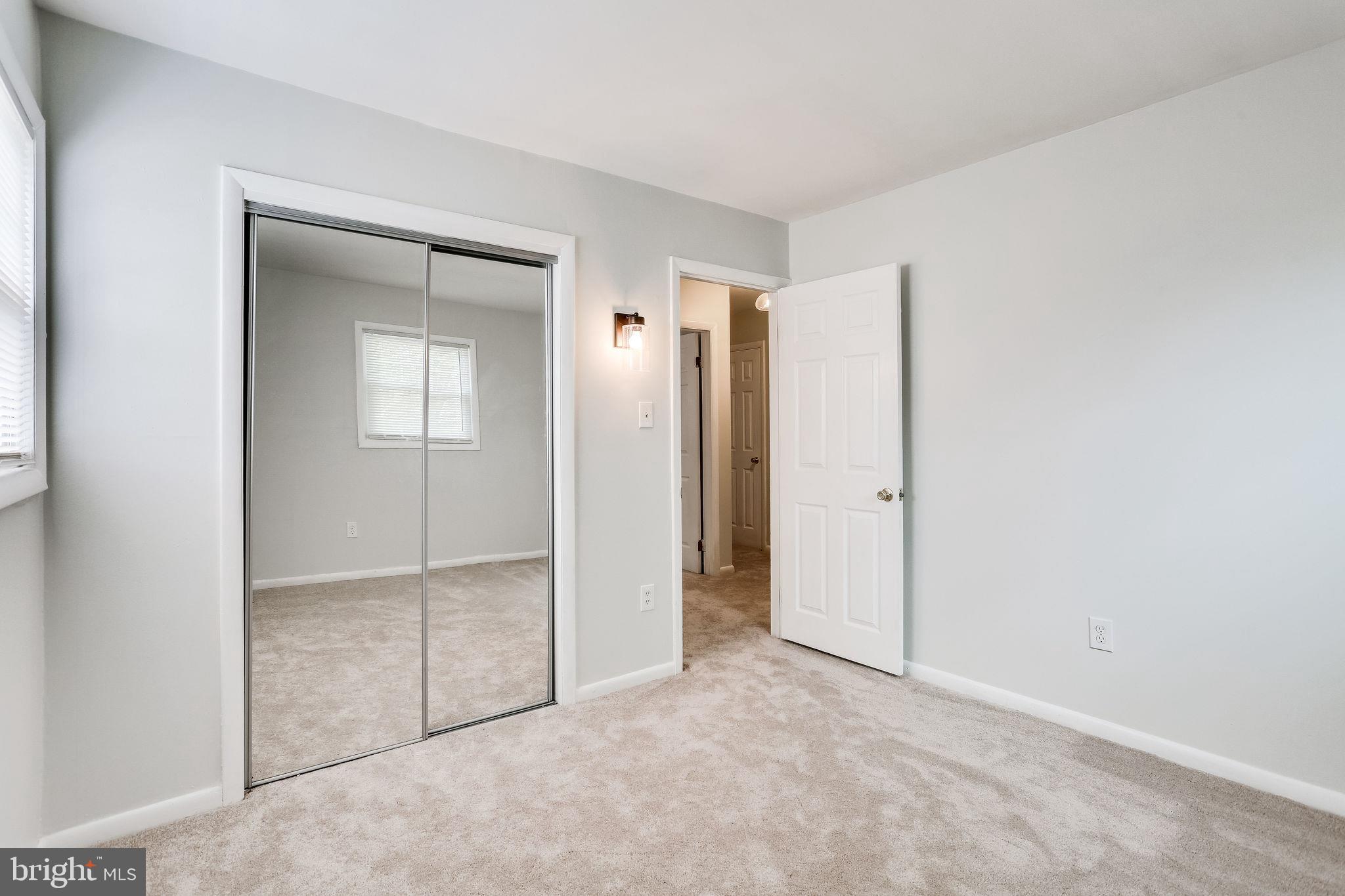 BROOKE MANOR - Residential