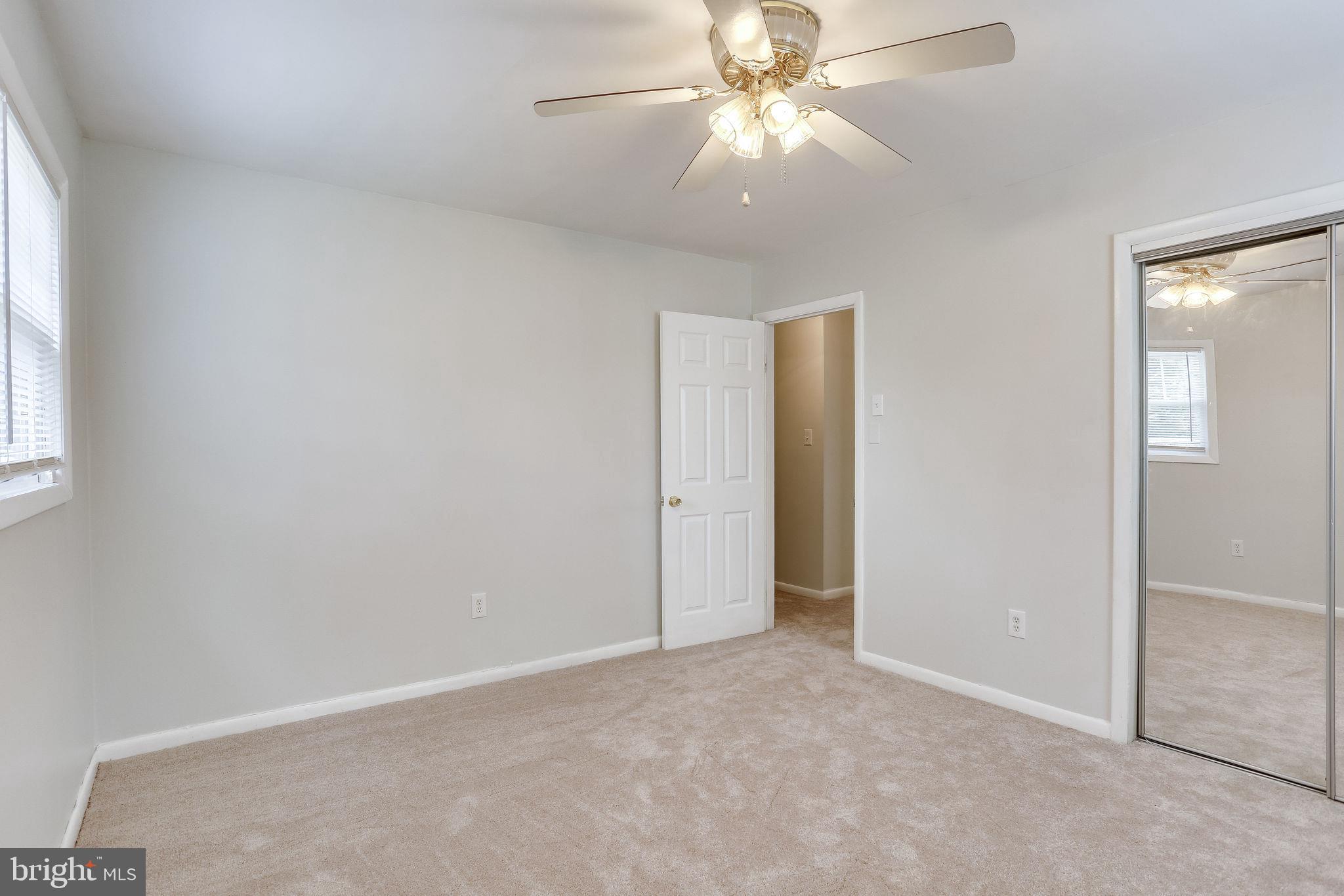 BROOKE MANOR - Residential