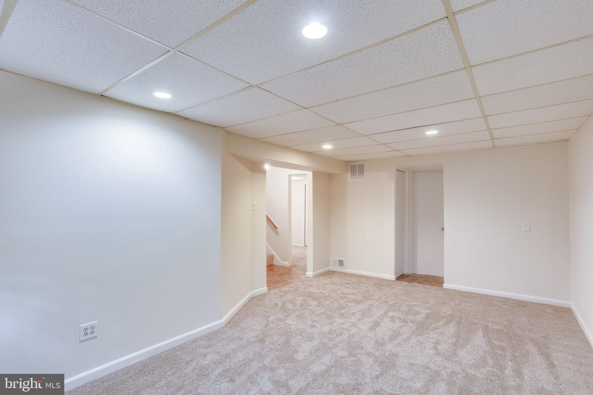 BROOKE MANOR - Residential