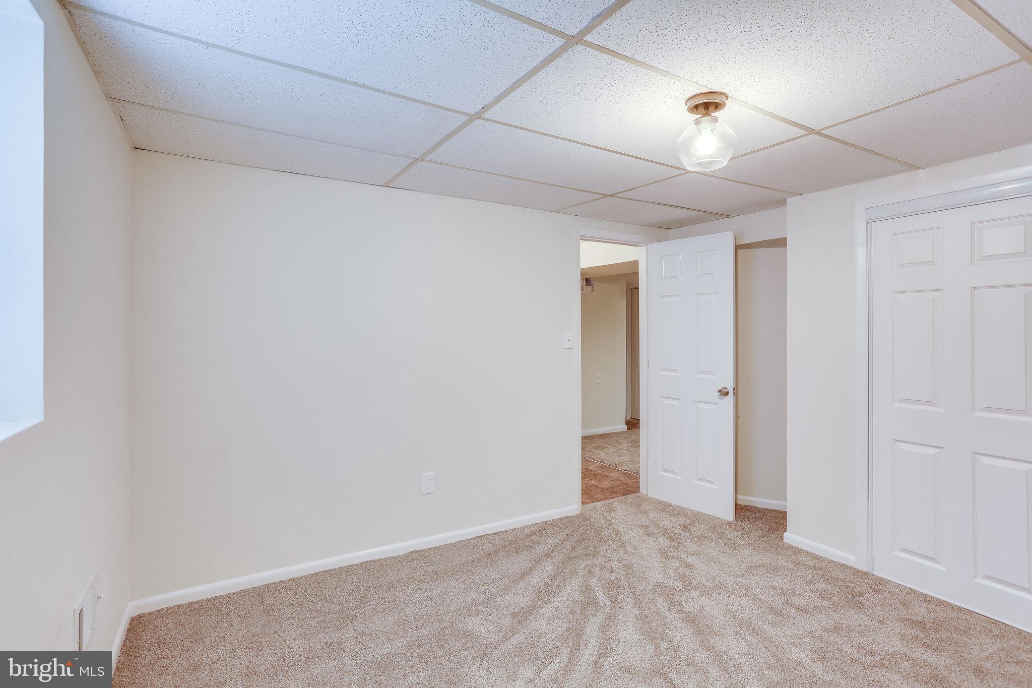 BROOKE MANOR - Residential