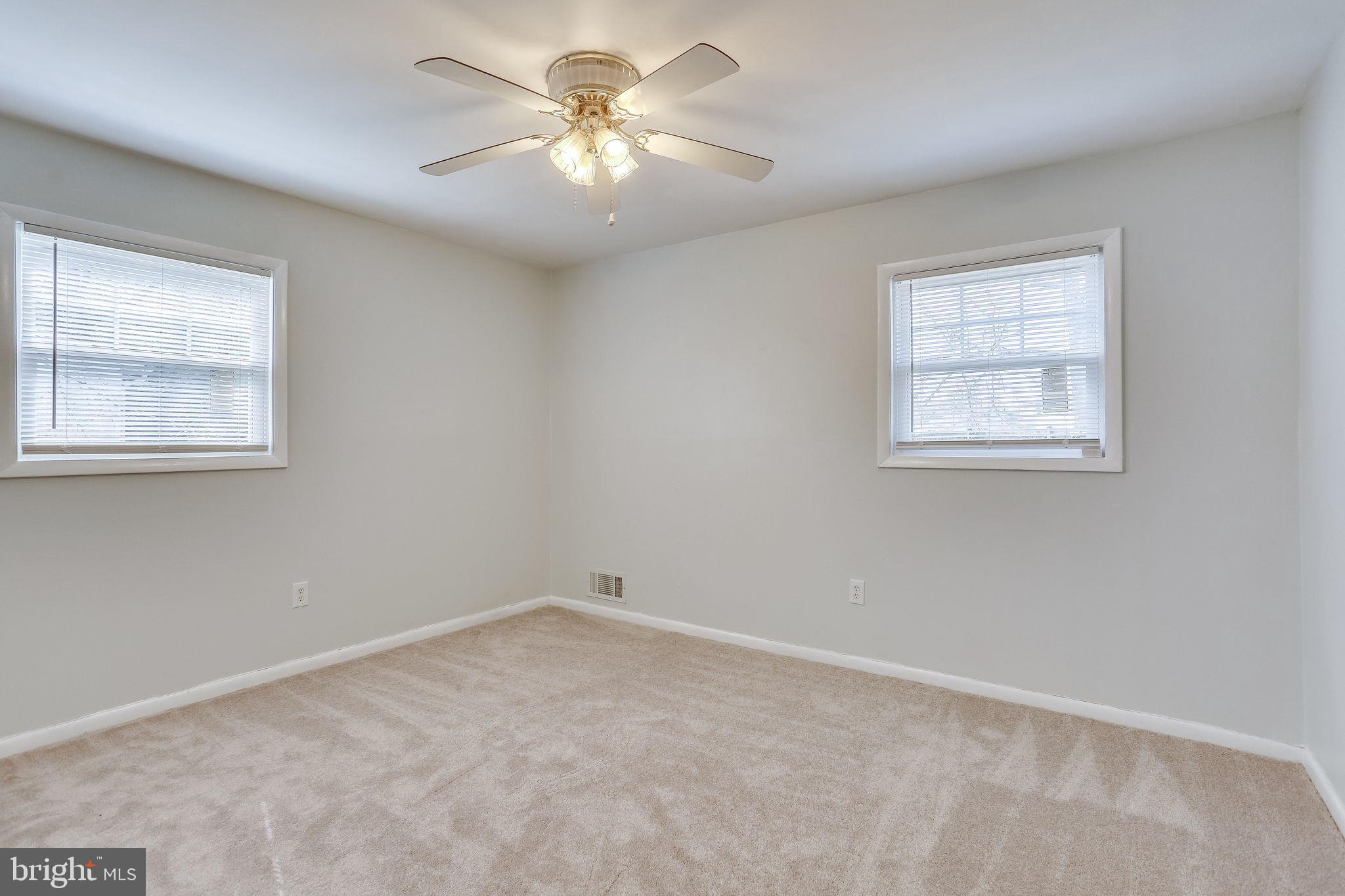 BROOKE MANOR - Residential