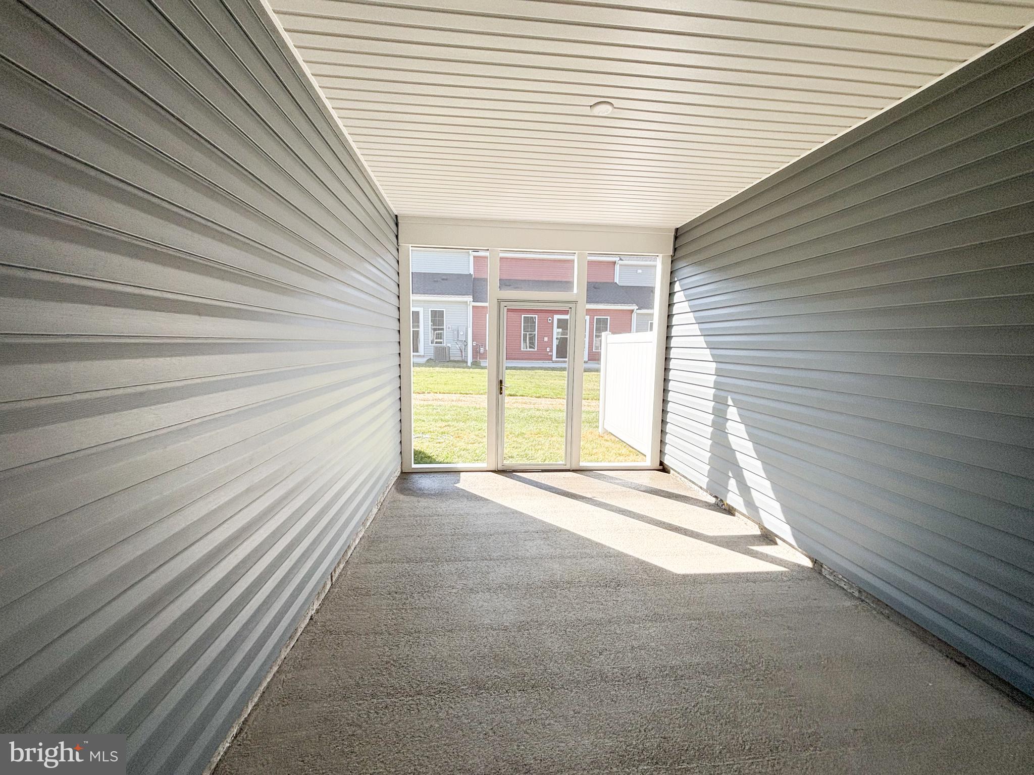 HIATT POINTE AT SNOWDEN BRIDGE - Residential