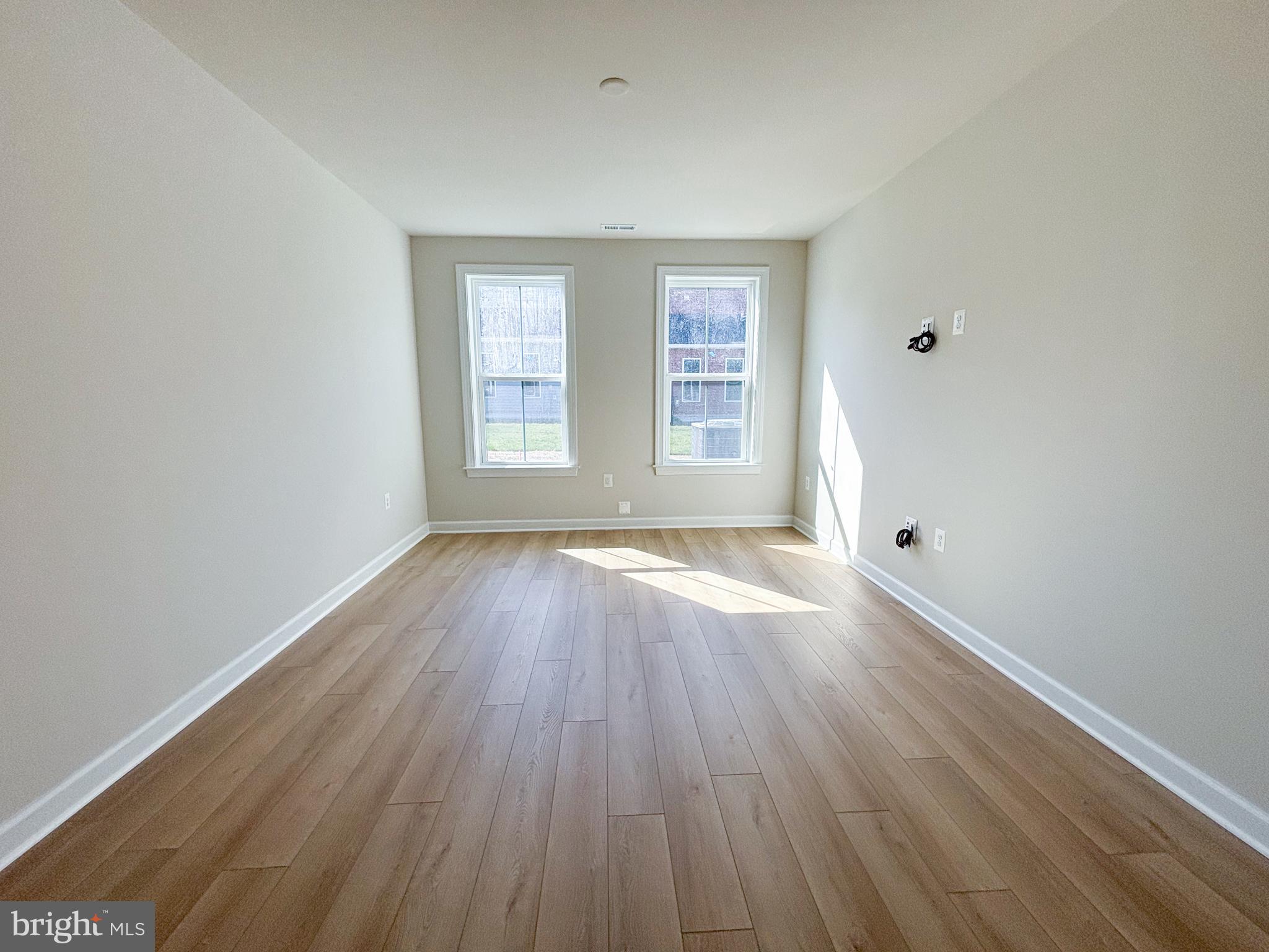 HIATT POINTE AT SNOWDEN BRIDGE - Residential