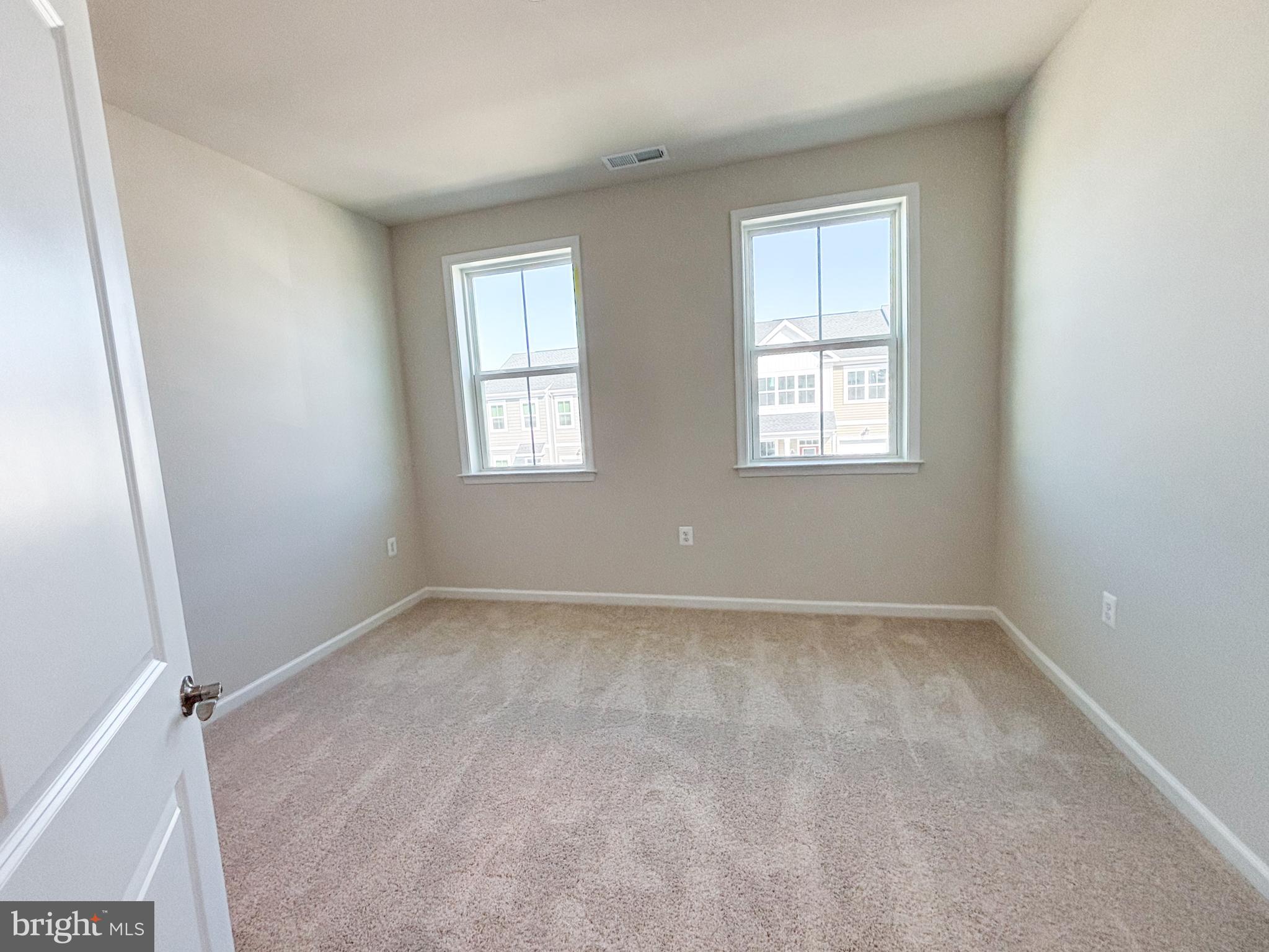 HIATT POINTE AT SNOWDEN BRIDGE - Residential