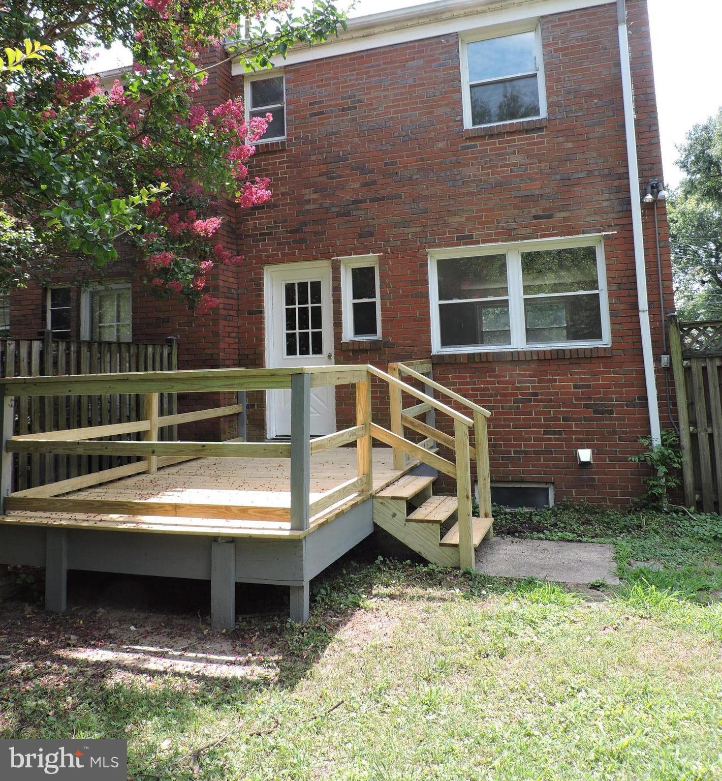 LANHARDT - Residential