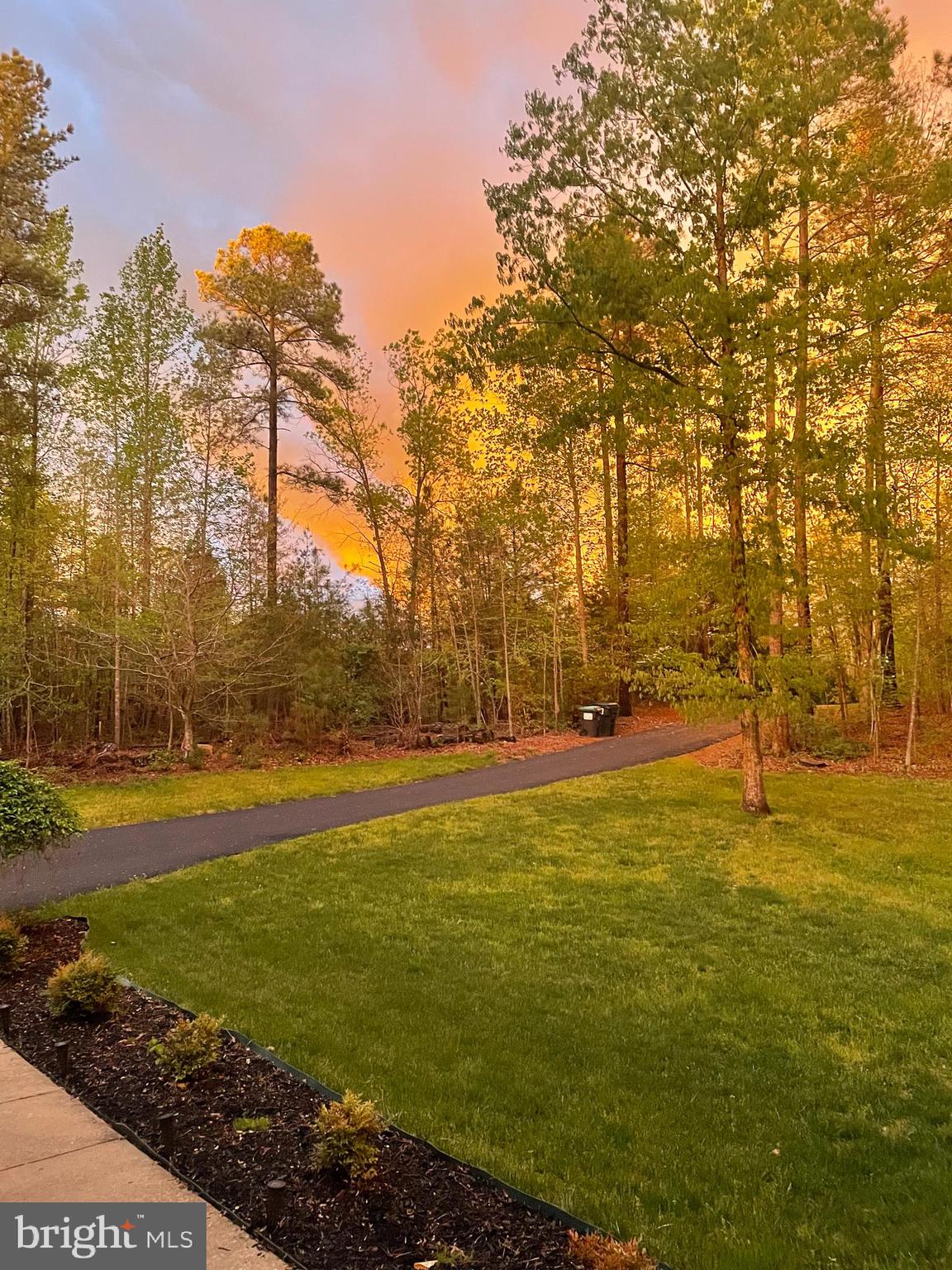 QUEENS GUARD - Residential