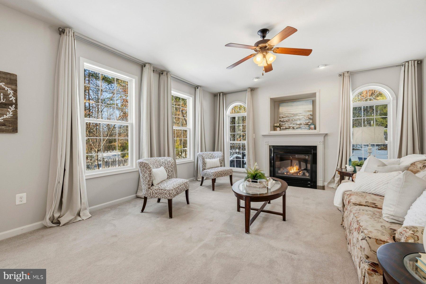 QUEENS GUARD - Residential