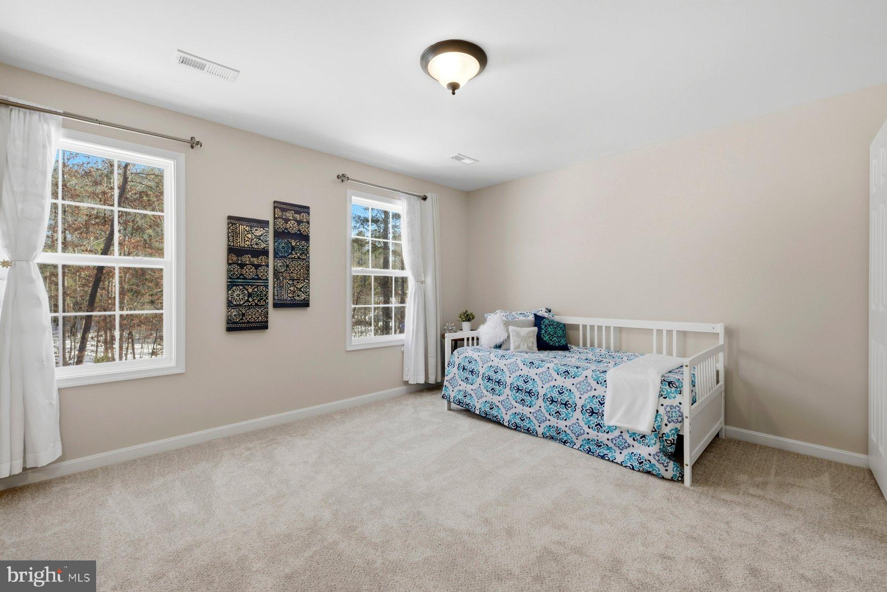 QUEENS GUARD - Residential