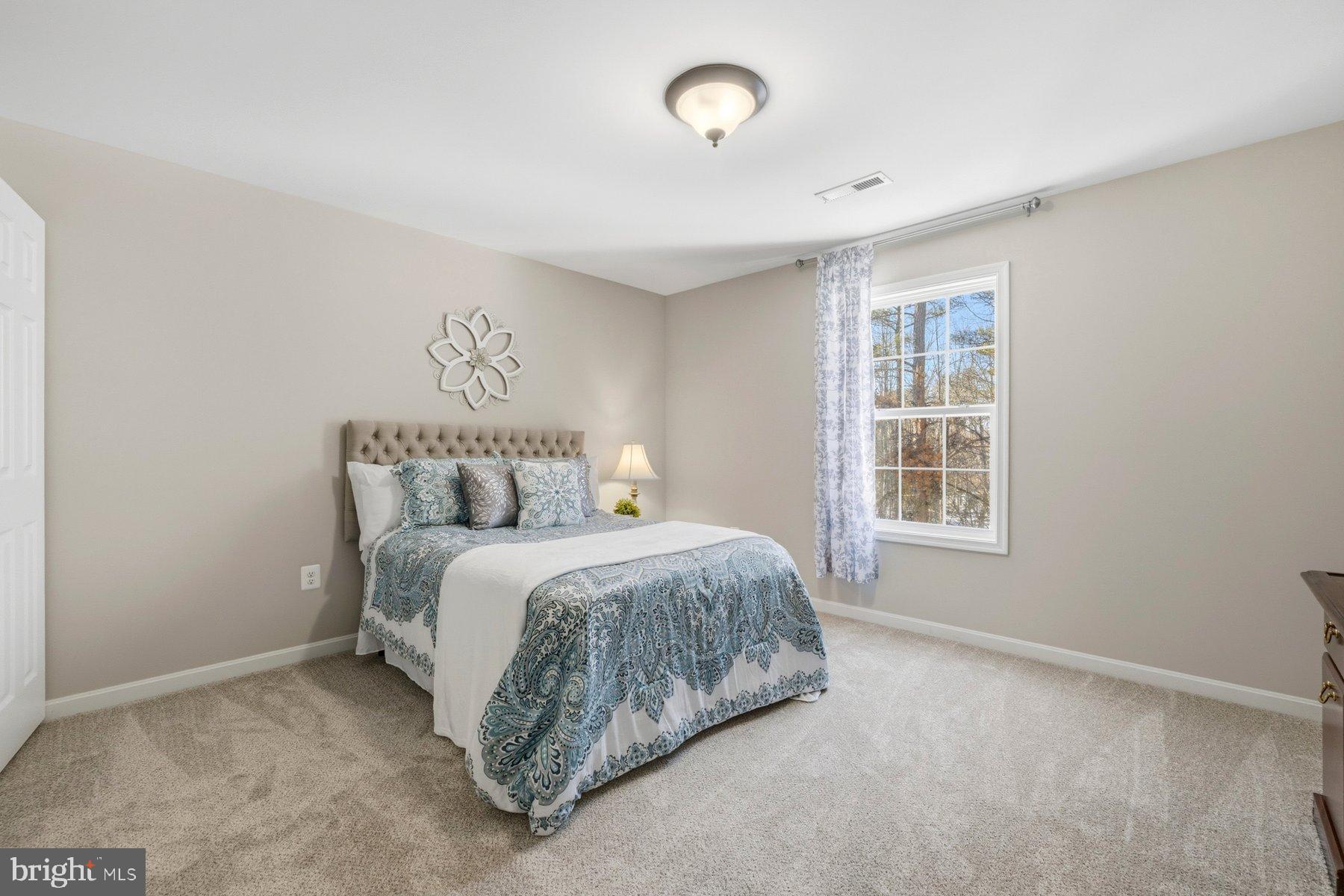 QUEENS GUARD - Residential