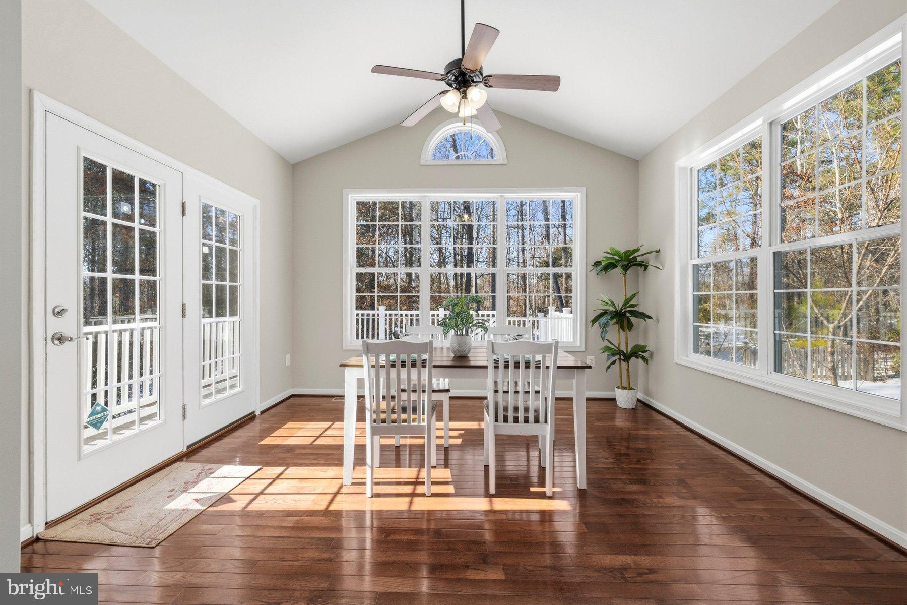 QUEENS GUARD - Residential