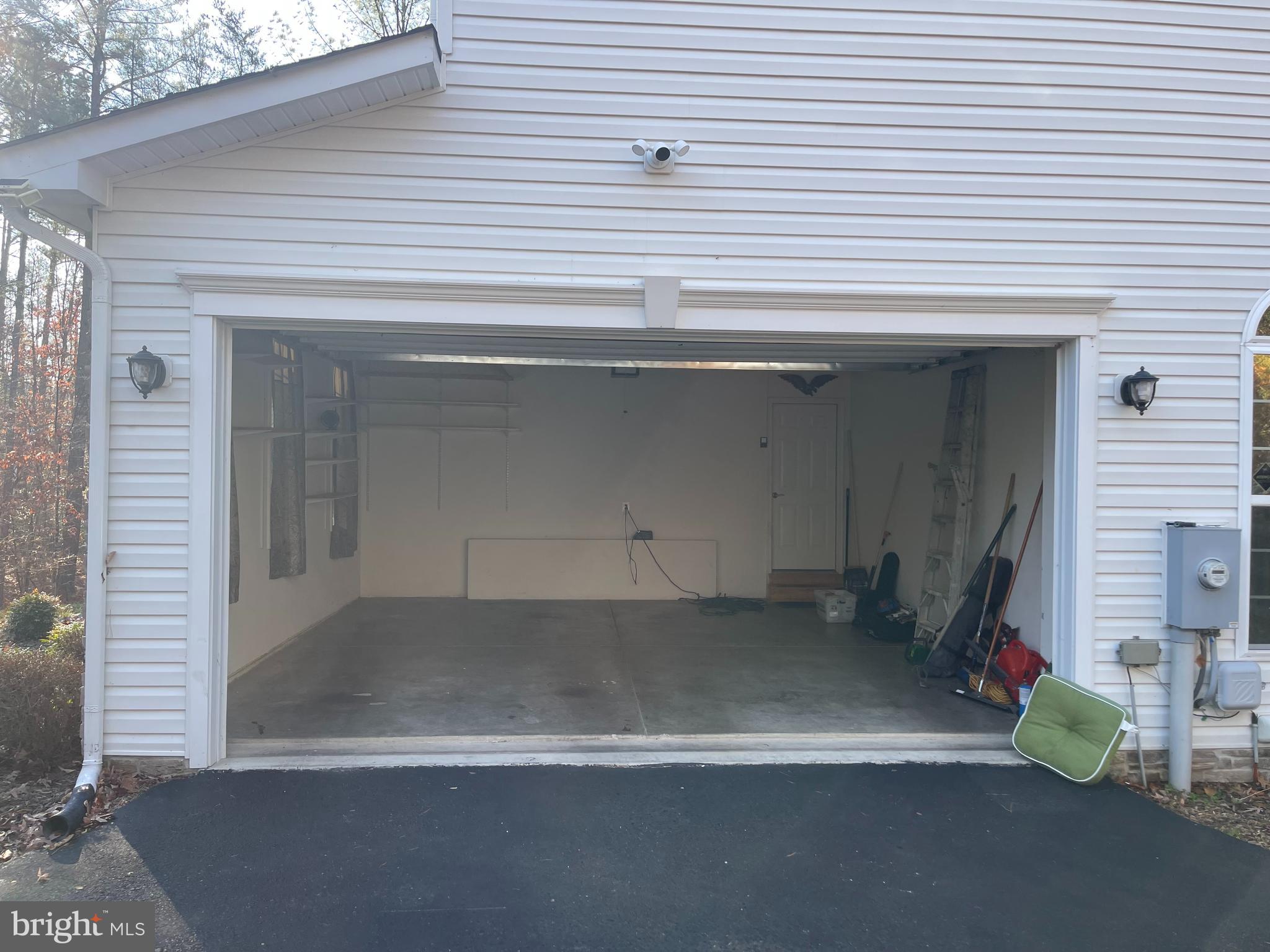 QUEENS GUARD - Residential