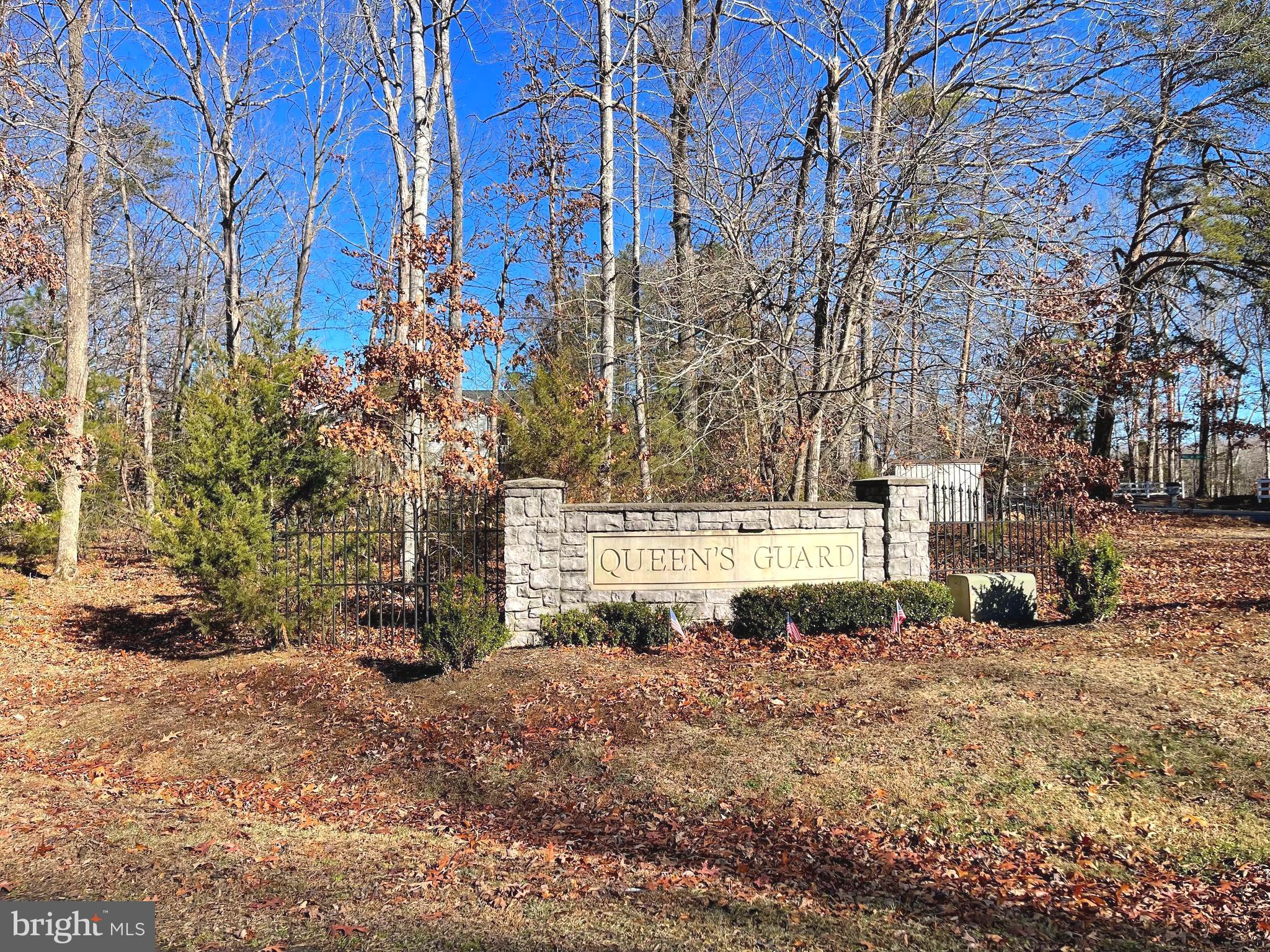 53 QUEEN LAURENS COURT