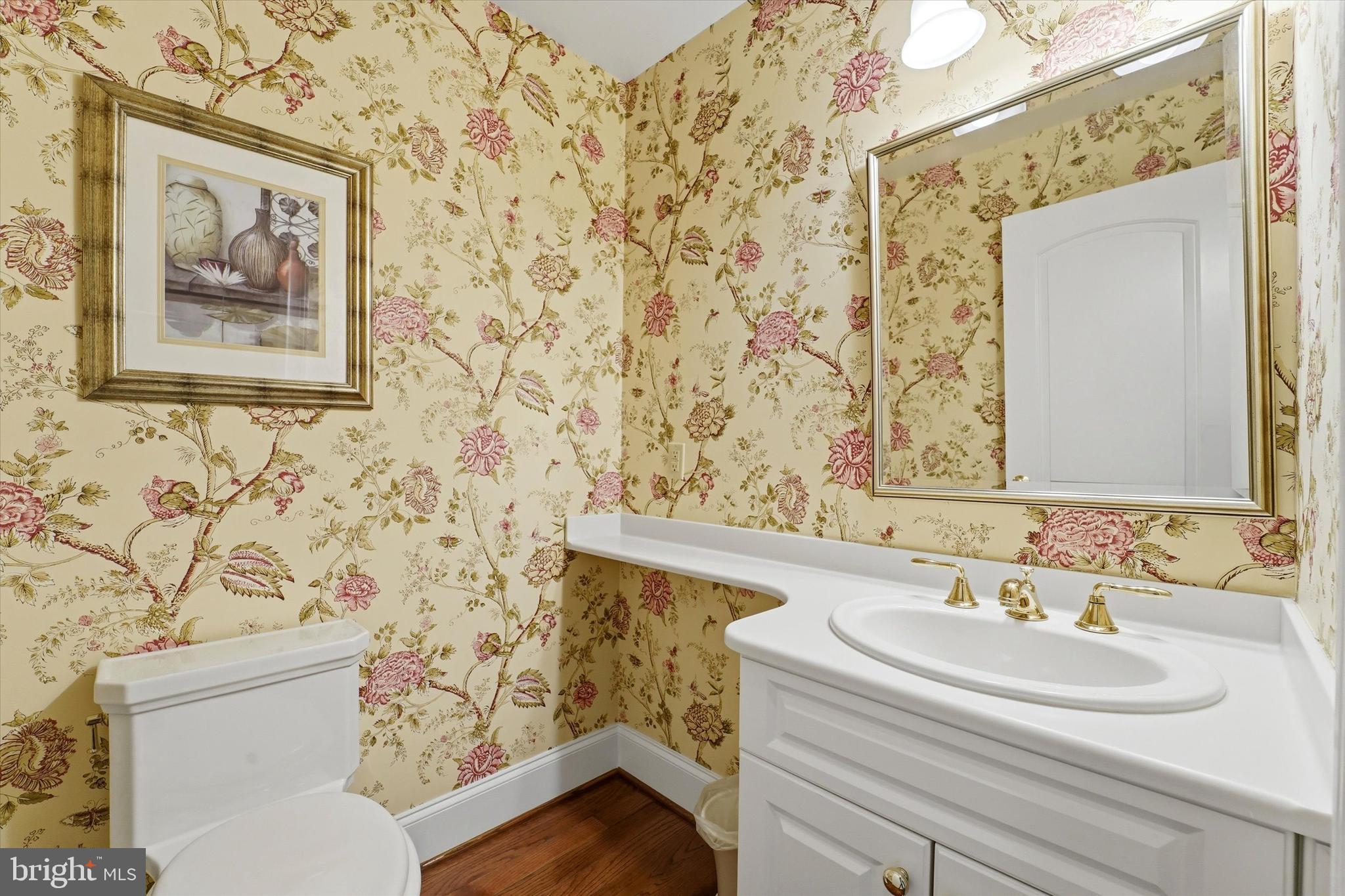 FOXCROFT OF BLUE B - Residential