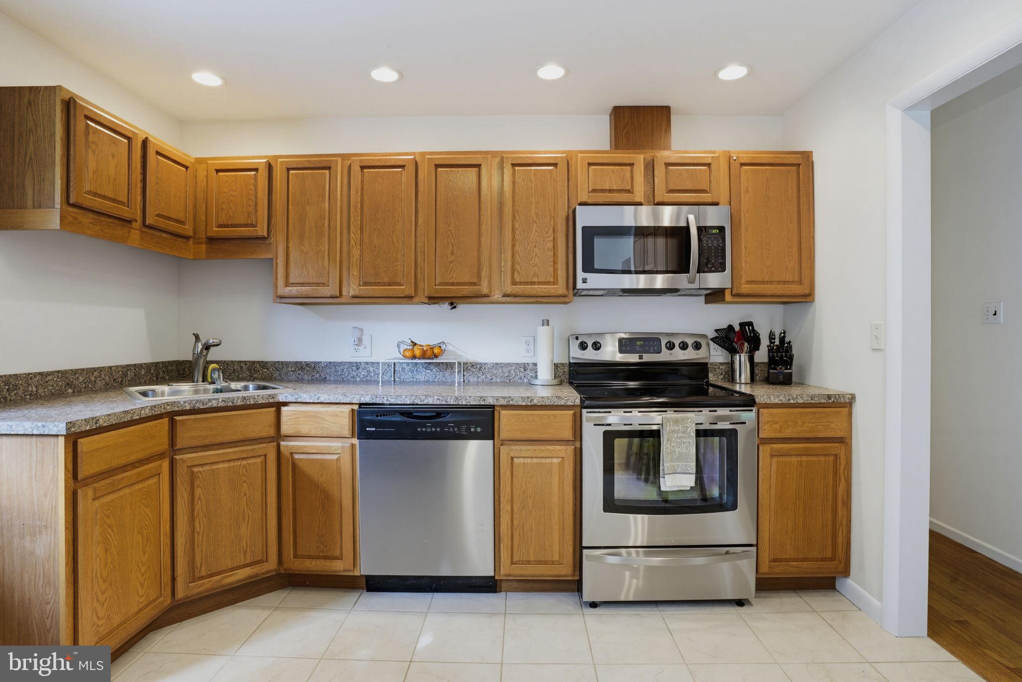 3671 BROOKWOOD DRIVE