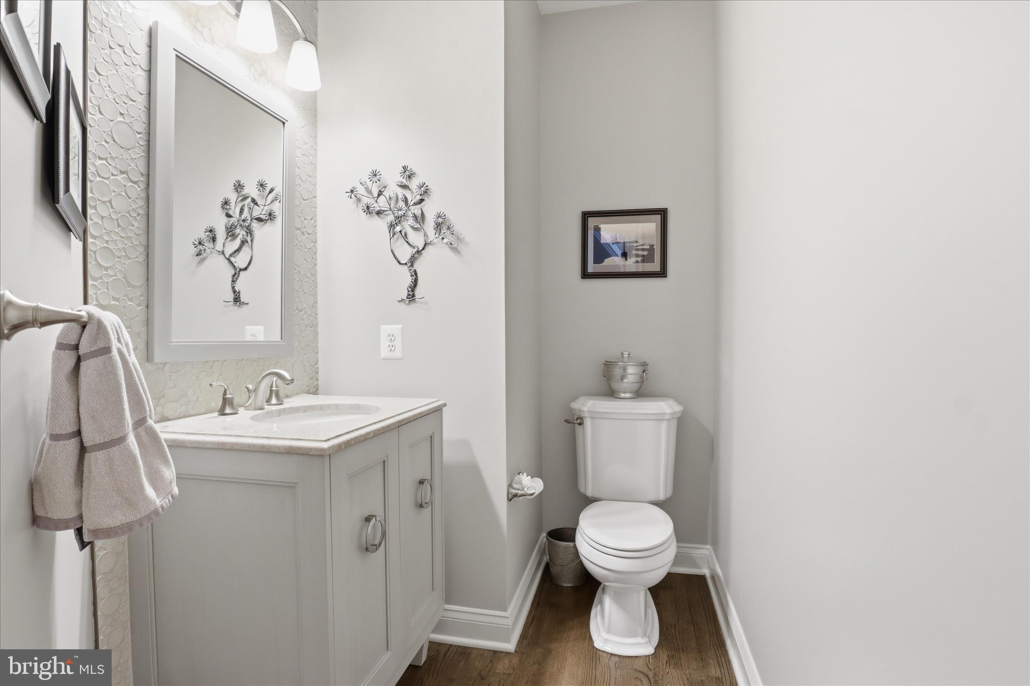 LANGLEY FARMS - Residential