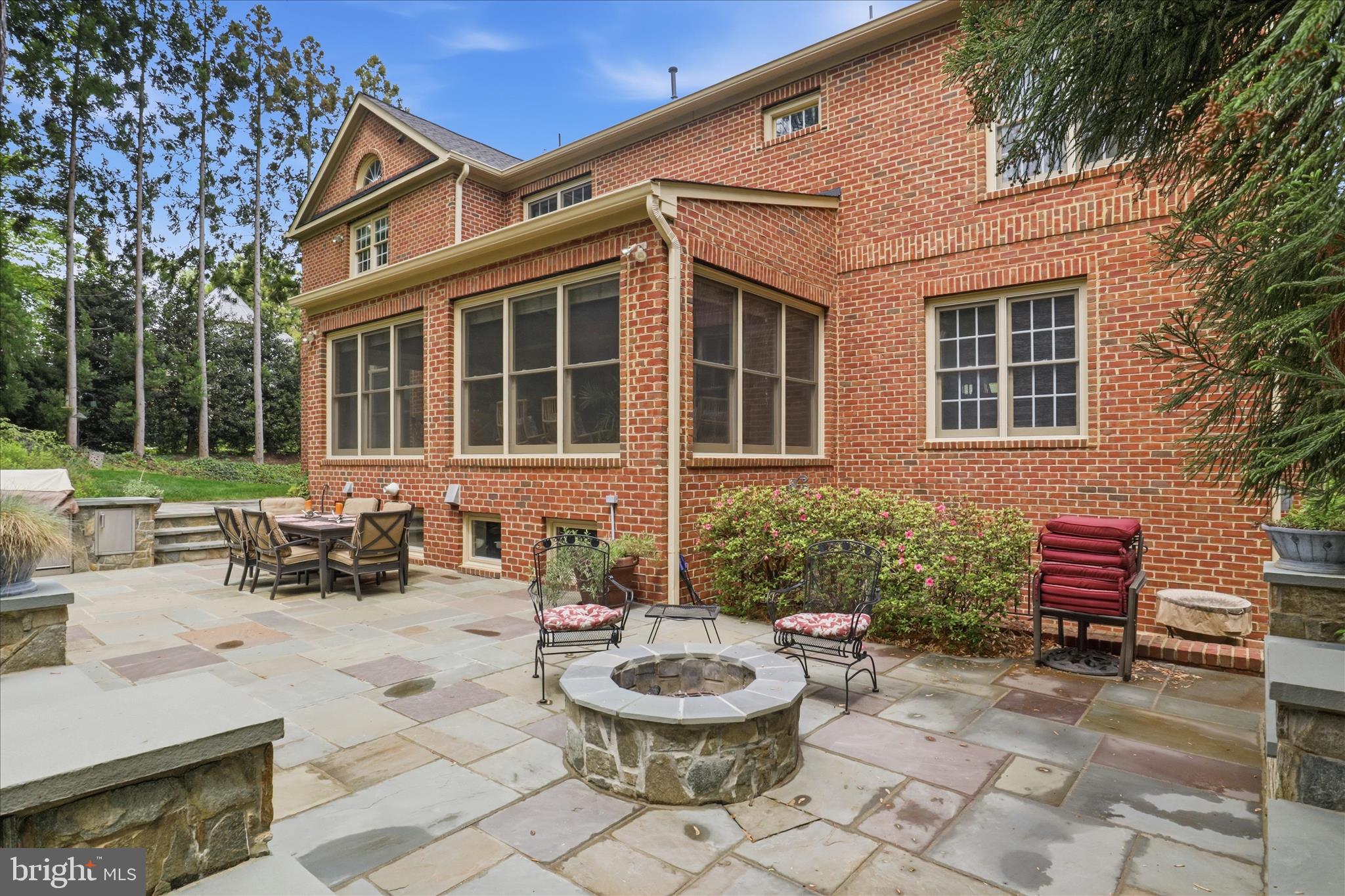 LANGLEY FARMS - Residential