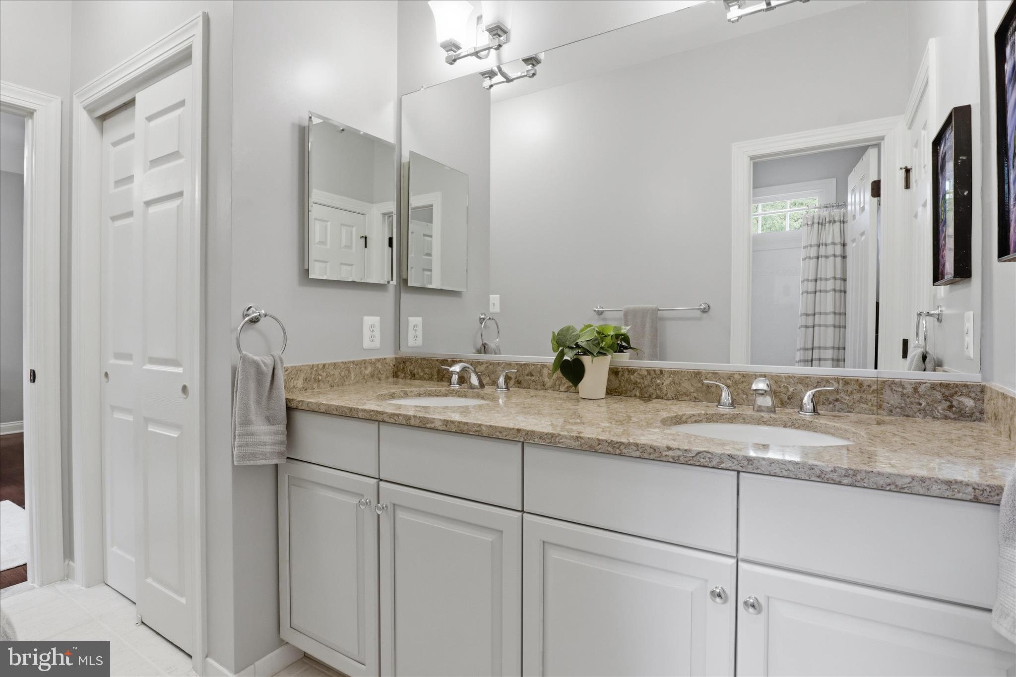 LANGLEY FARMS - Residential