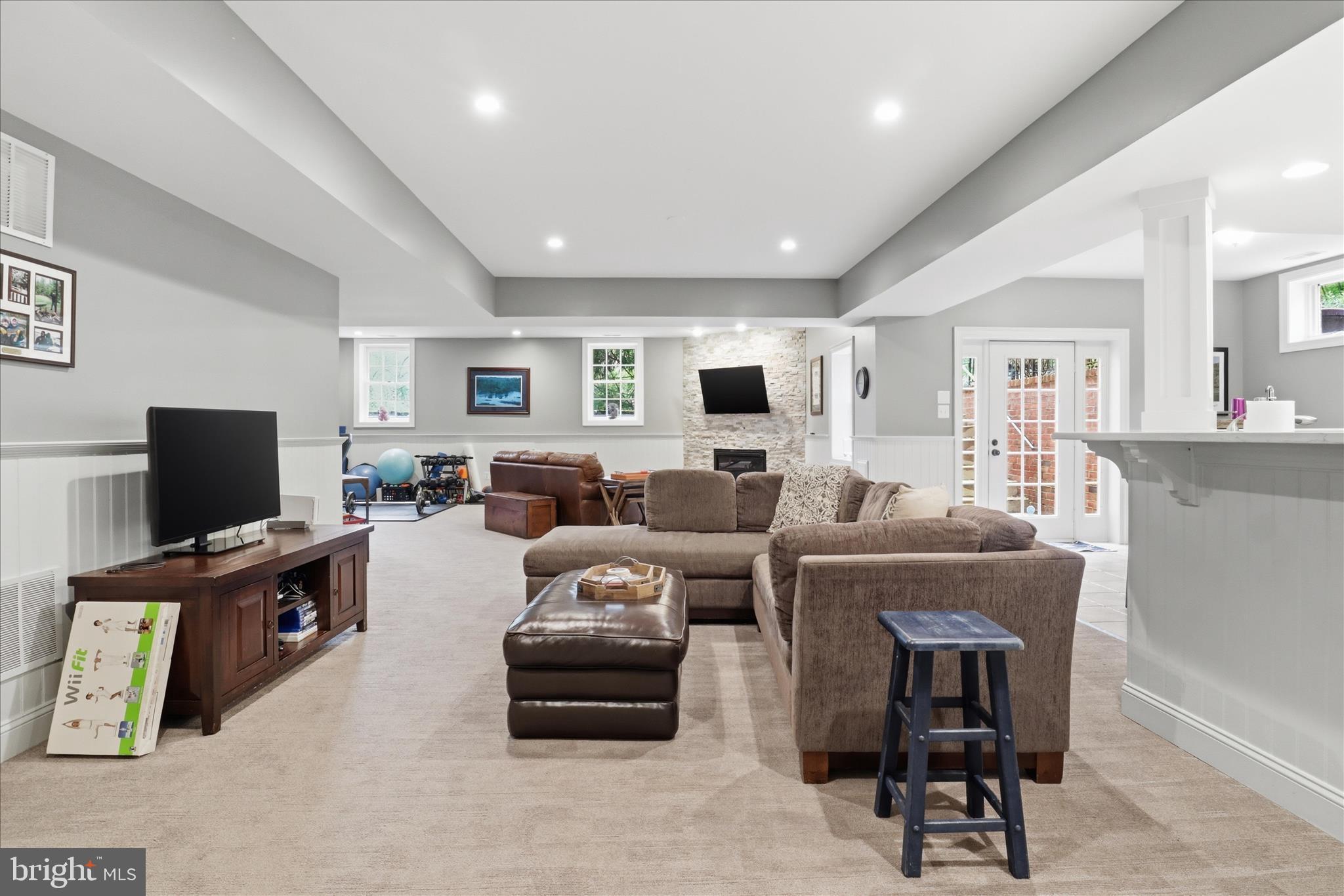 LANGLEY FARMS - Residential