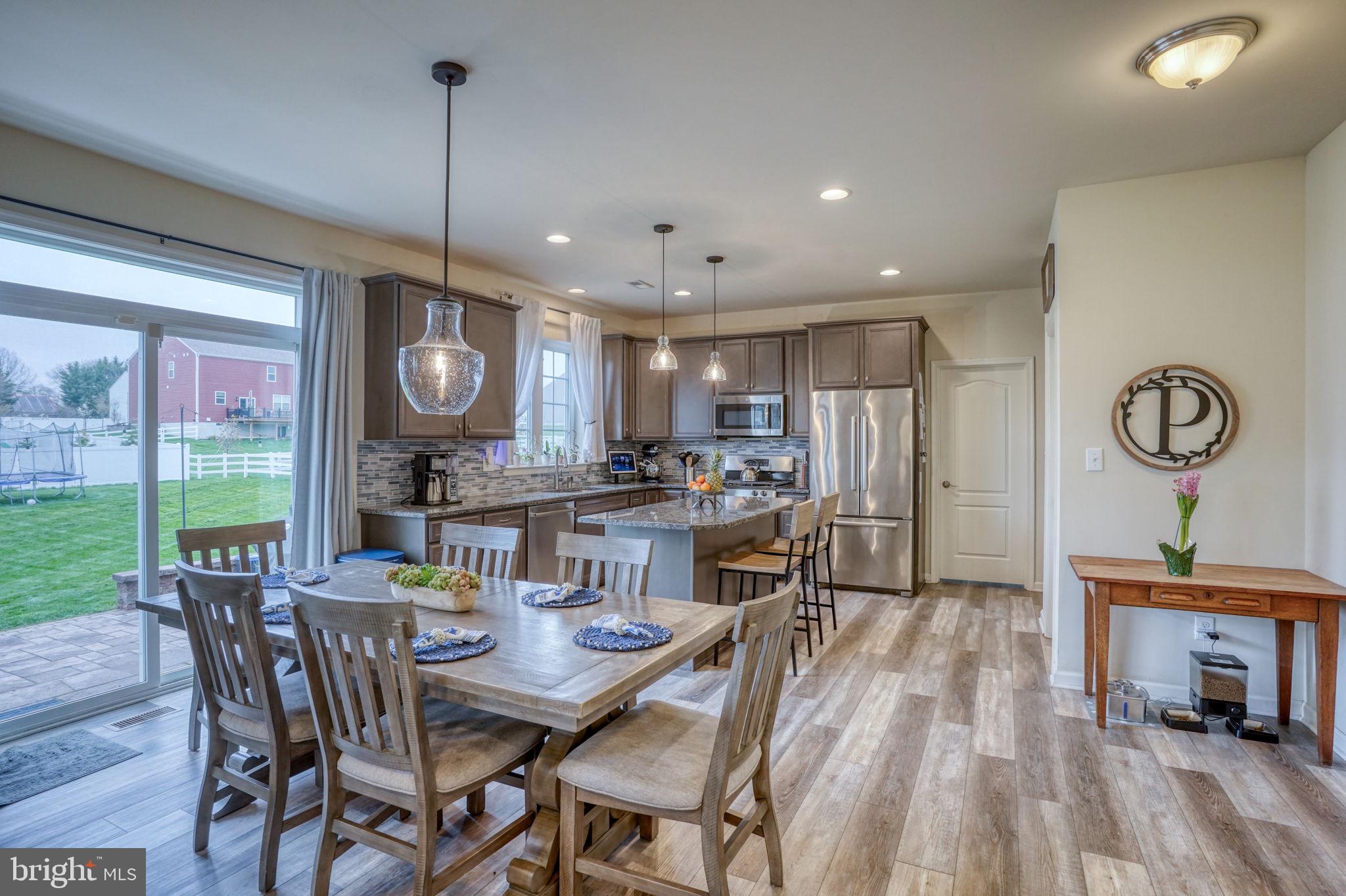 SHANNON COVE - Residential