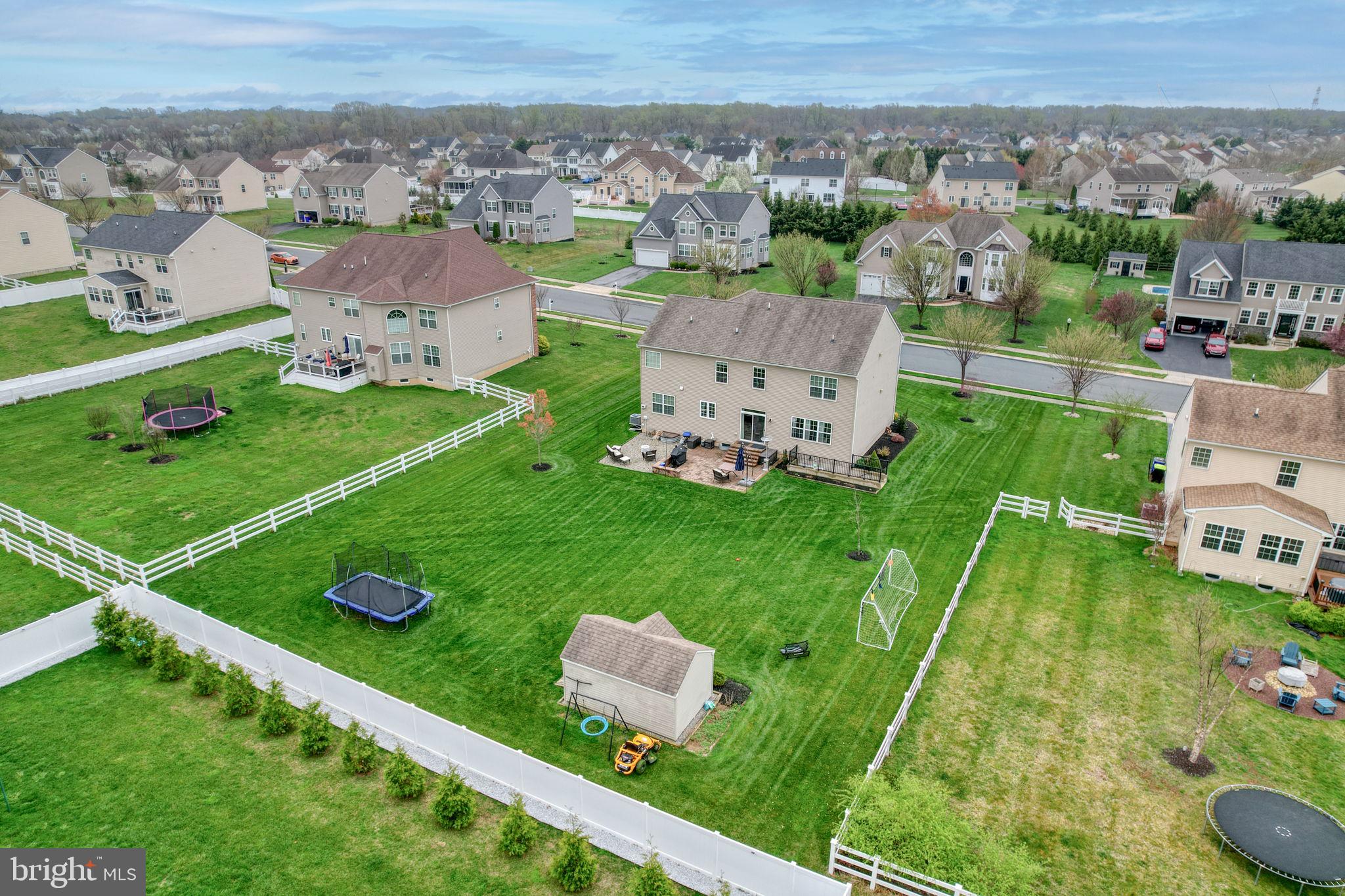 SHANNON COVE - Residential