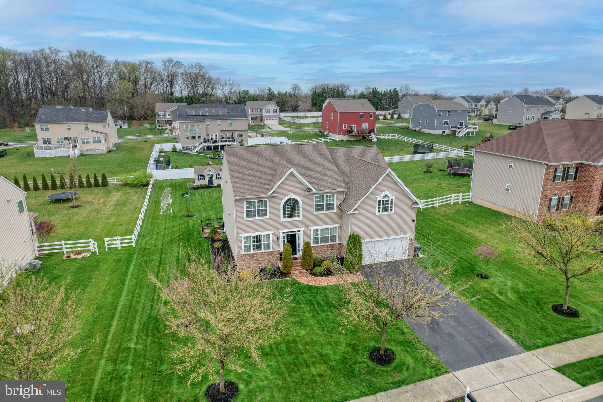 SHANNON COVE - Residential