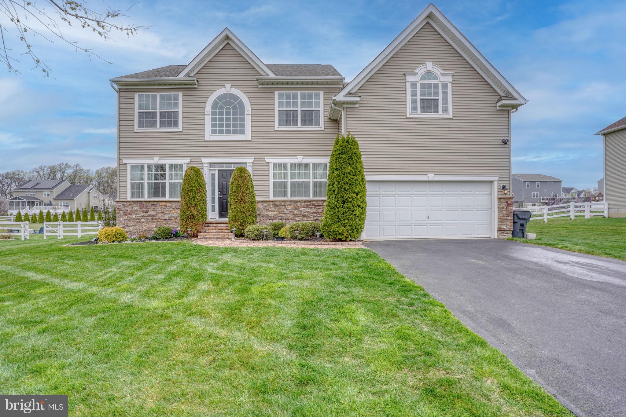 SHANNON COVE - Residential