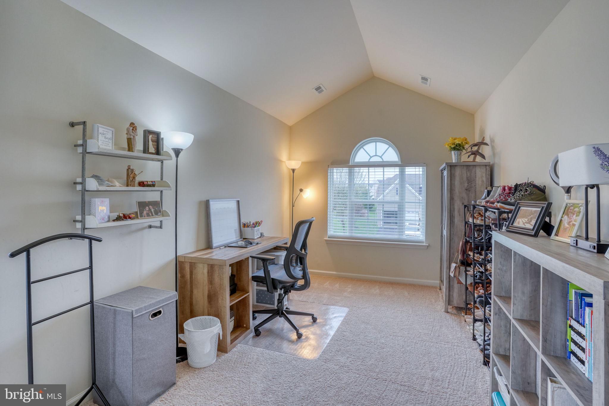 SHANNON COVE - Residential