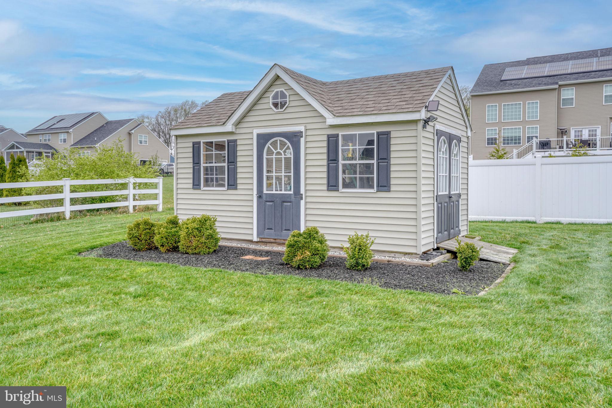 SHANNON COVE - Residential