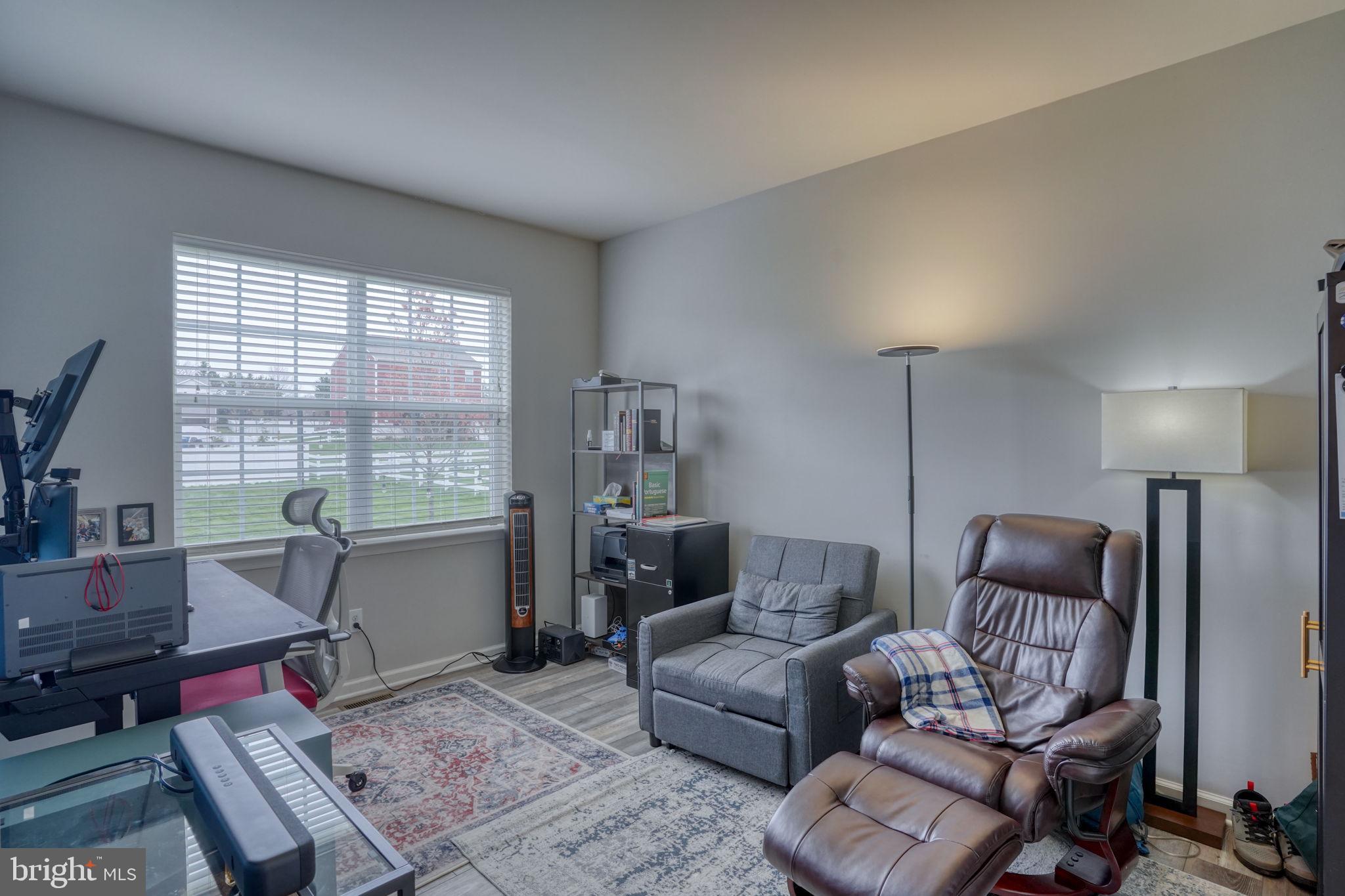 SHANNON COVE - Residential