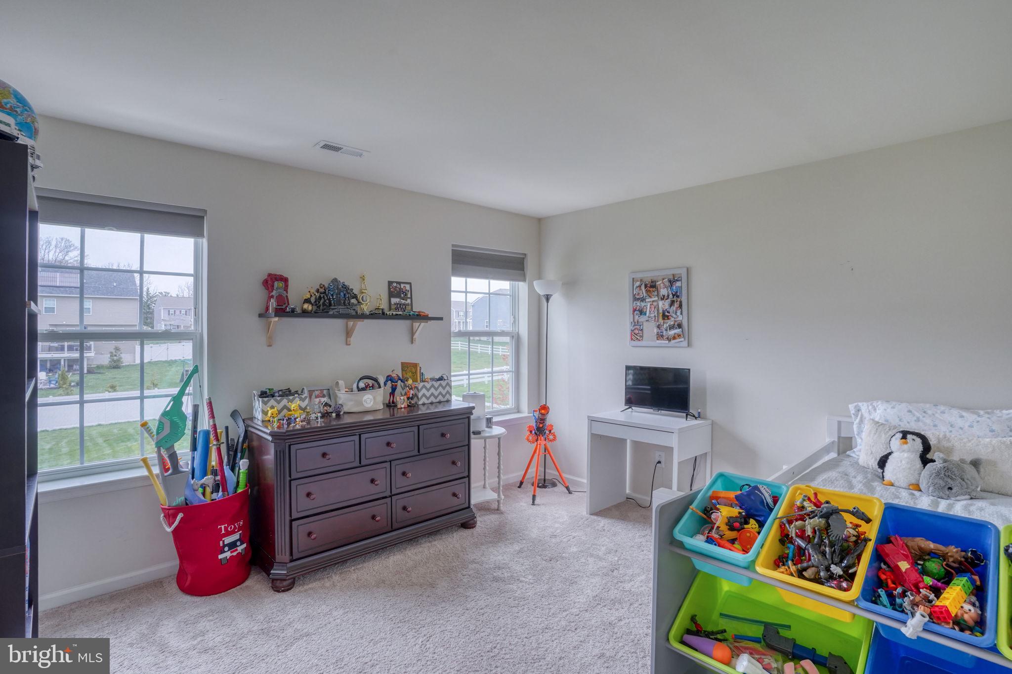 SHANNON COVE - Residential