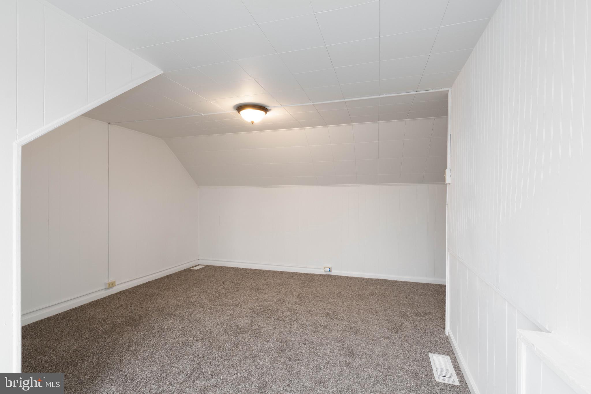 MILLVILLE CITY - Residential