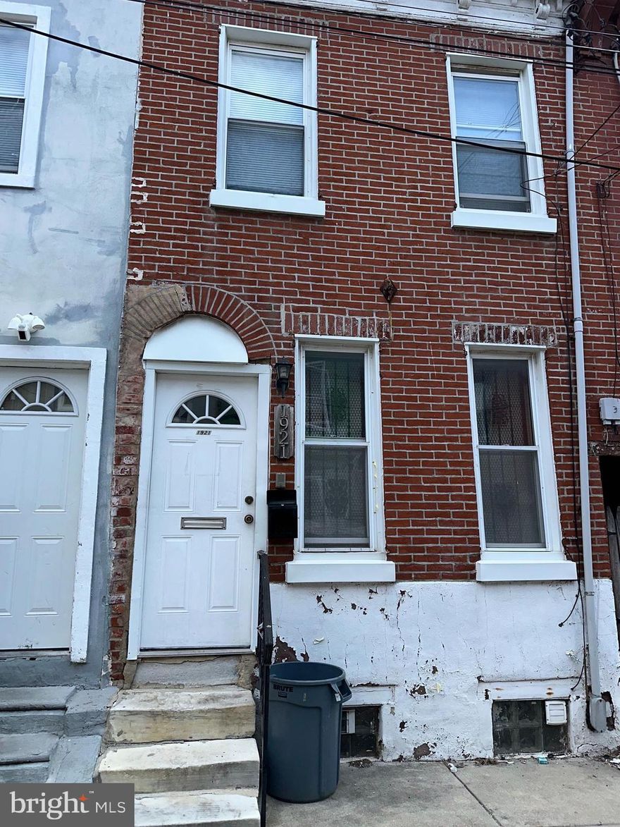 ***Please contact listing agent directly for interior photos***Great property for first time buyers or for investors, needs updating. Great location, close to Temple, Center City, and Fishtown. Current owner is looking to sell 1917 (MLS#  PAPH2463336), 1919 (1919 MLS#  PAPH2463348), and 1921 as a package (1917 - 1921 MLS#  PAPH2463364). 1917 and 1919 are currently occupied as a single unit but a wall can easily be rebuilt to return them back to two separate units. Great opportunity for a primary home or for  investors for either student housing or as a potential rehab or new construction.