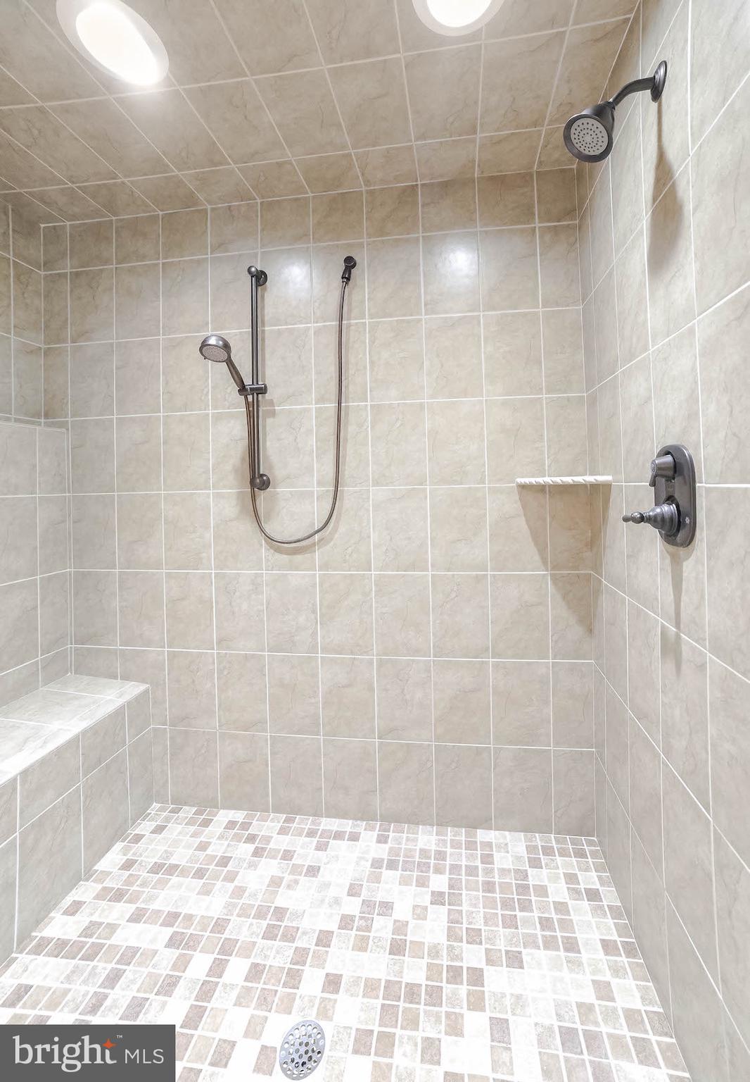 GRANDVIEW HAVEN - Residential