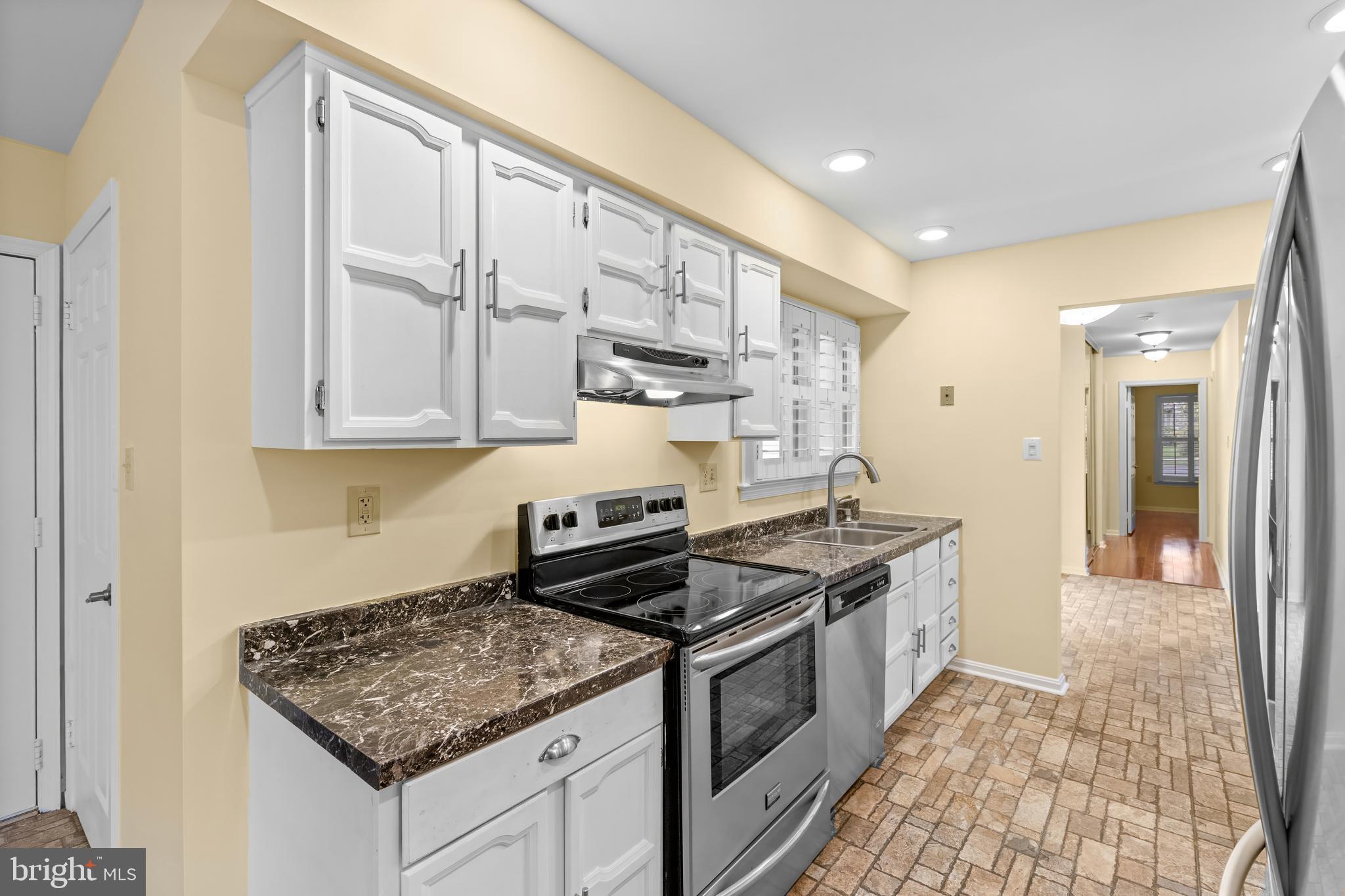 HERITAGE HARBOUR - Residential