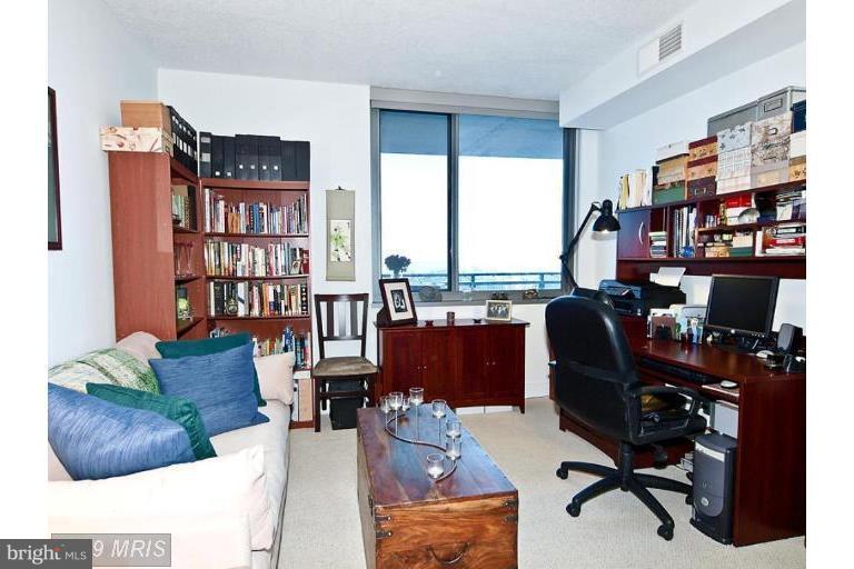 ODYSSEY - Residential Lease