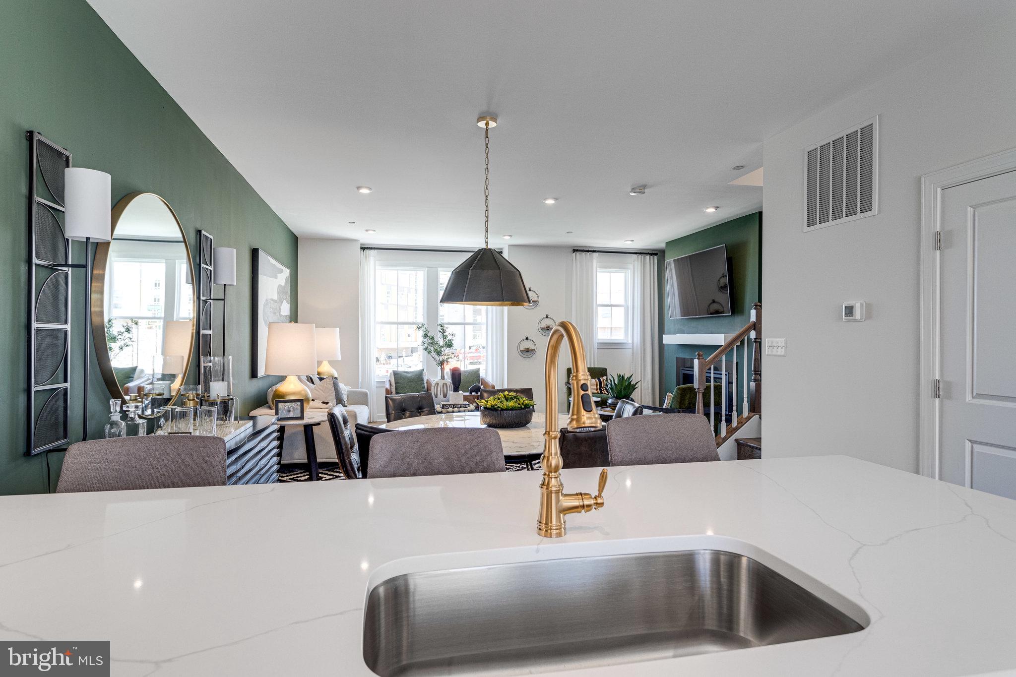 NORTH HILL - Residential