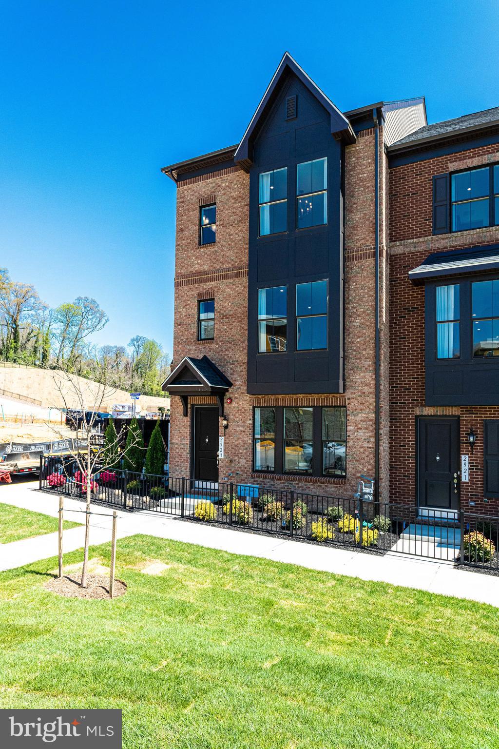 NORTH HILL - Residential