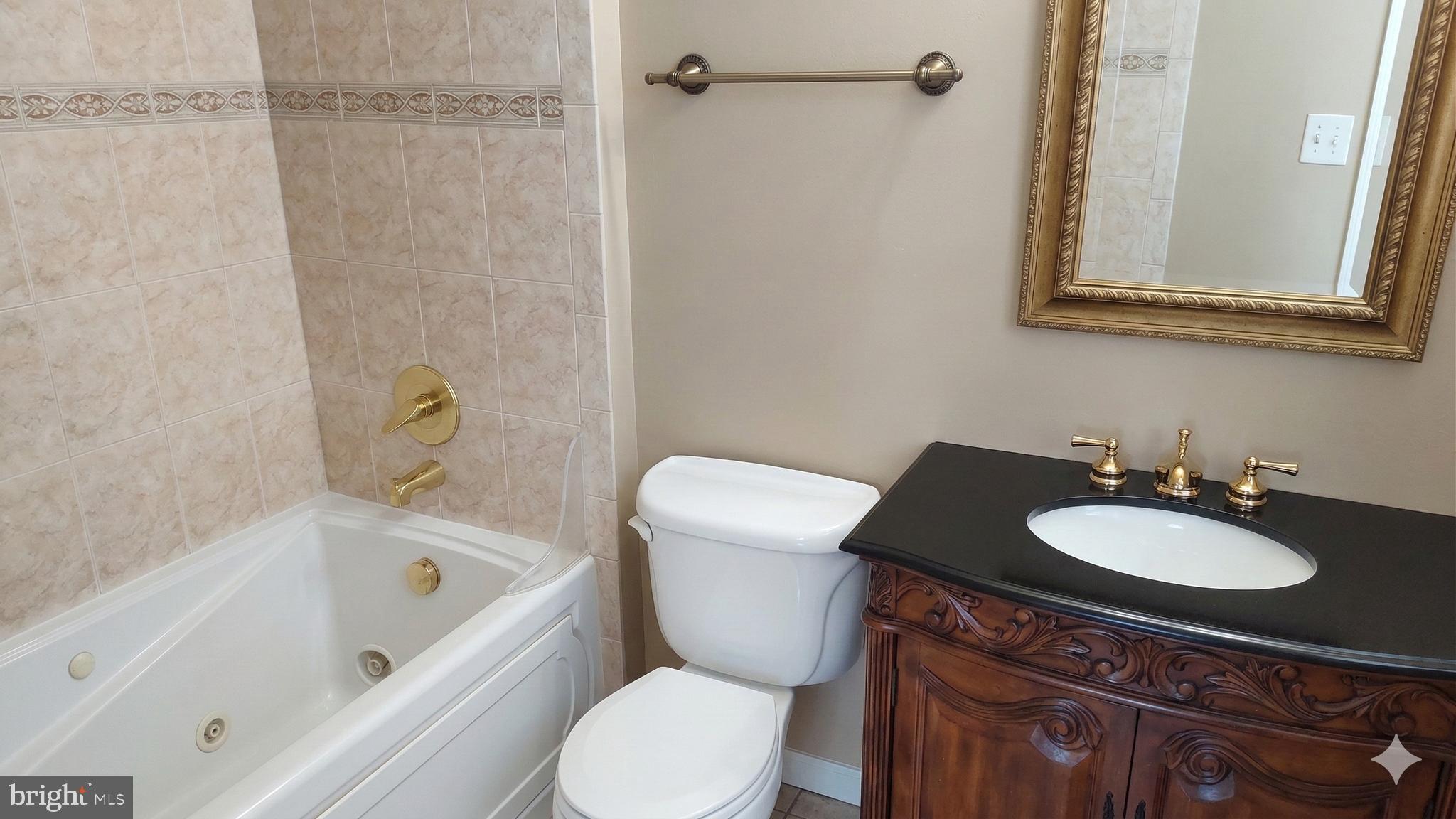 CINNAMON RIDGE CONDO - Residential