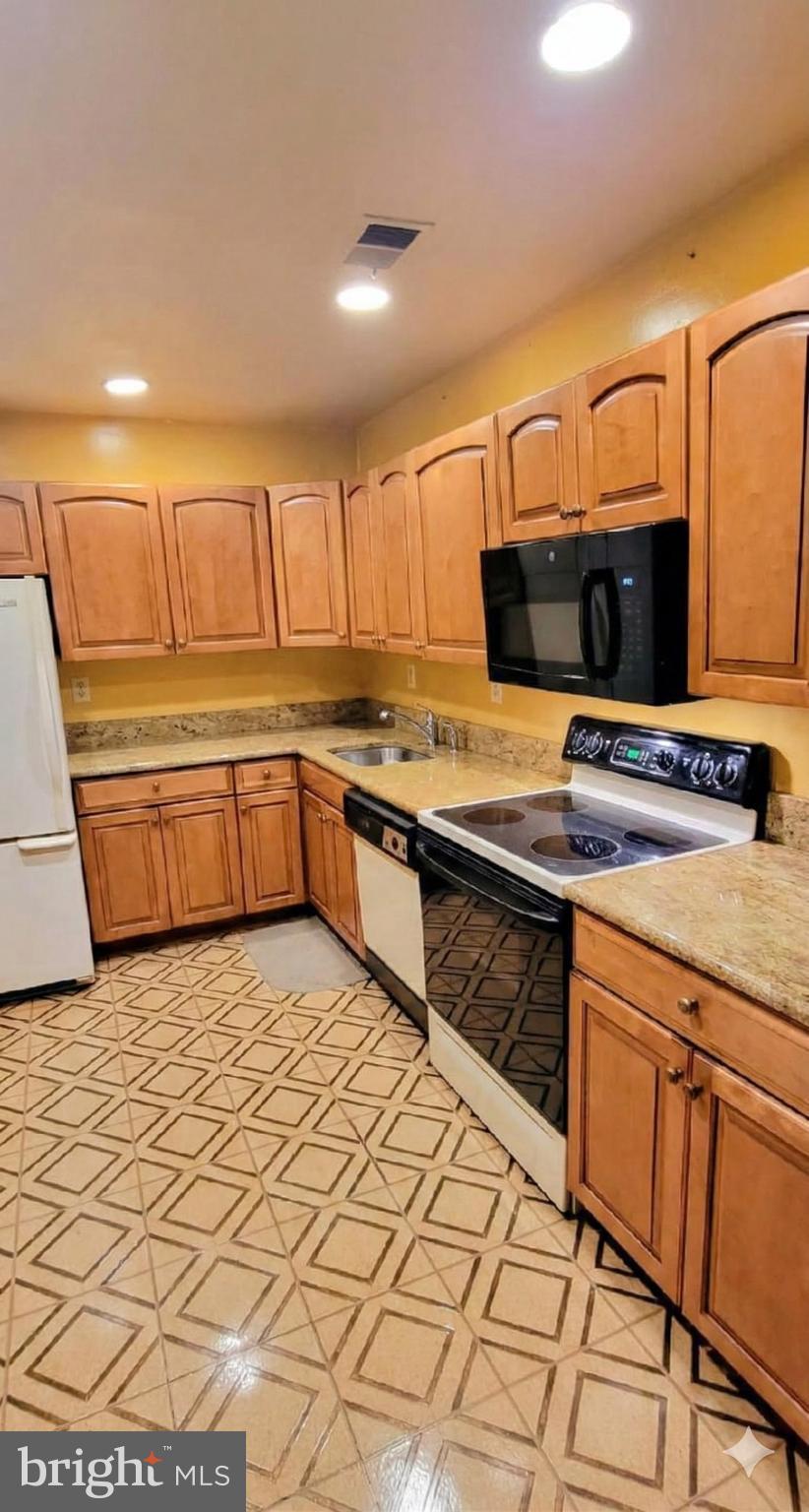 CINNAMON RIDGE CONDO - Residential