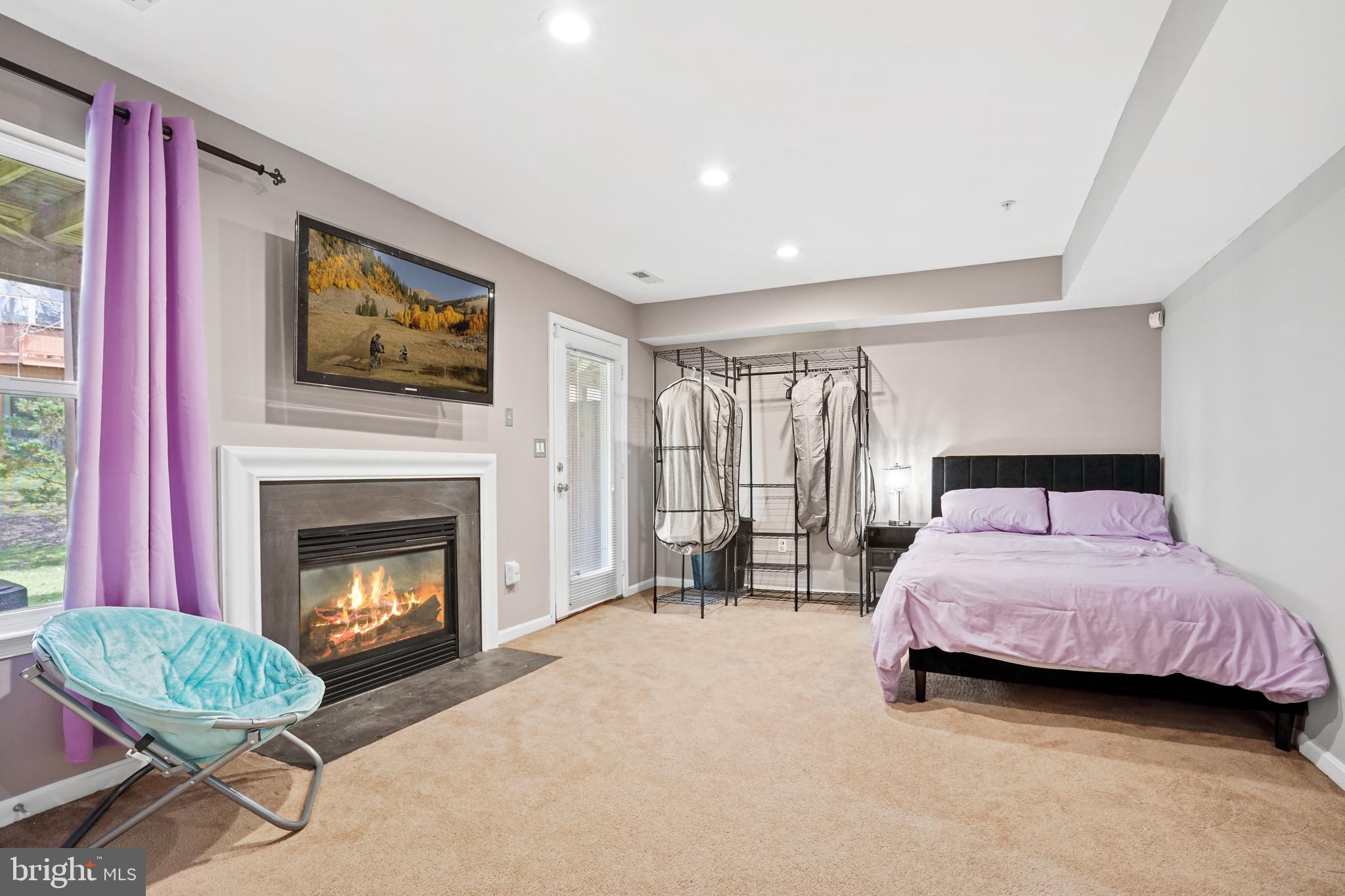 VILLAGES AT HOMELAND - Residential