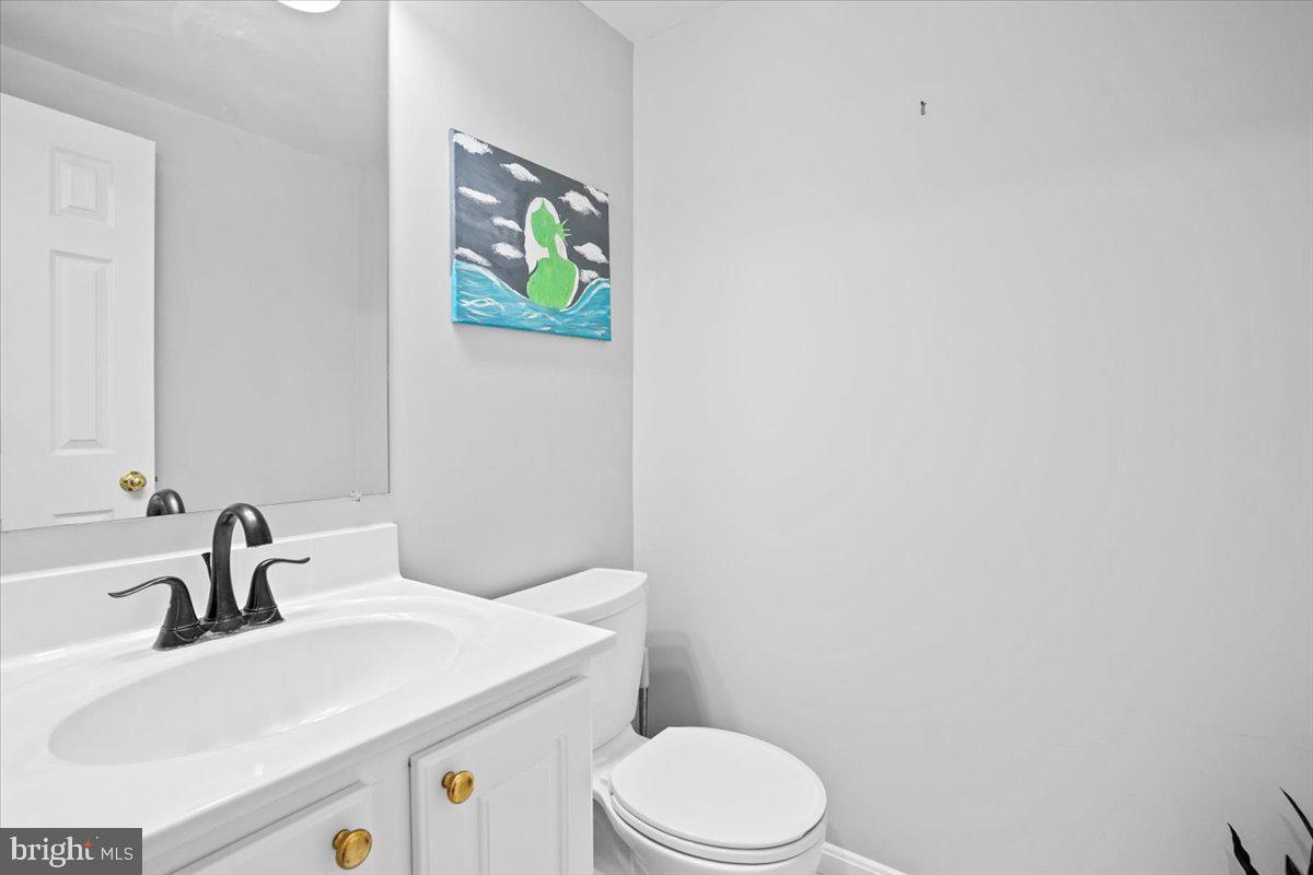 VILLAGES AT HOMELAND - Residential