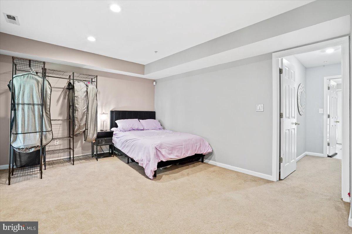 VILLAGES AT HOMELAND - Residential