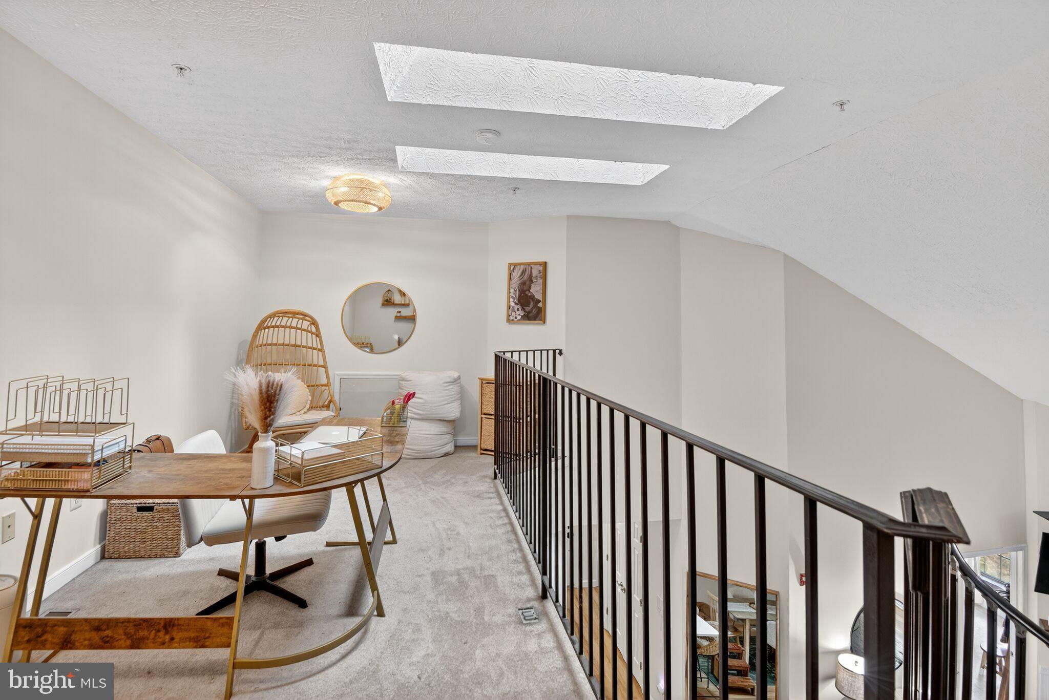 RIVERGATE - Residential