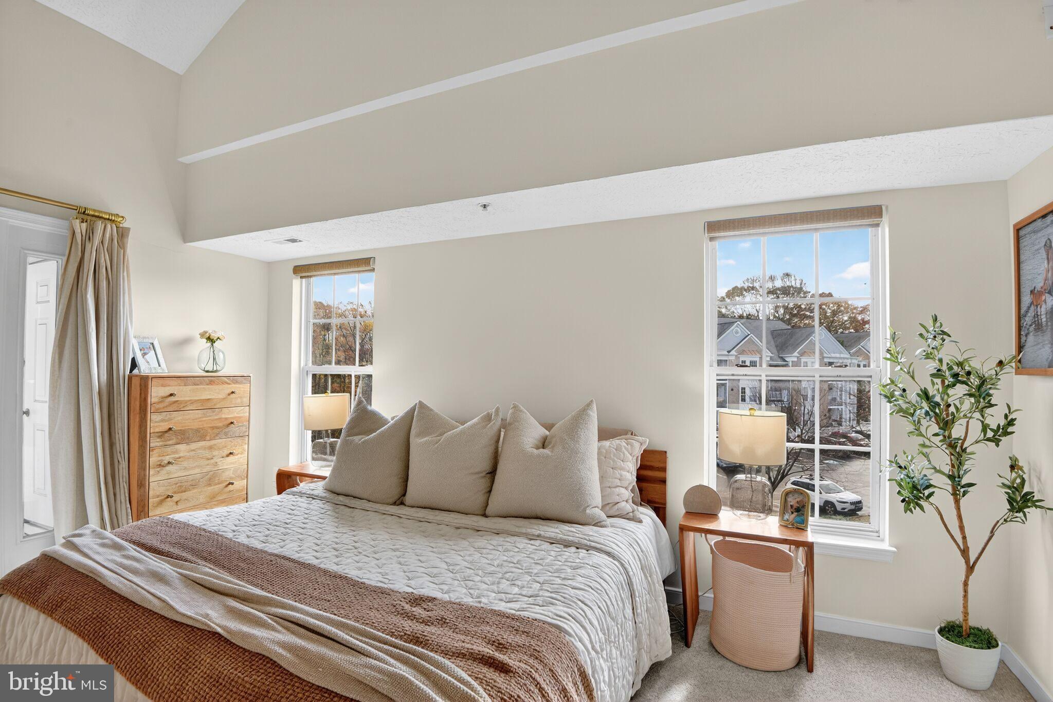 RIVERGATE - Residential