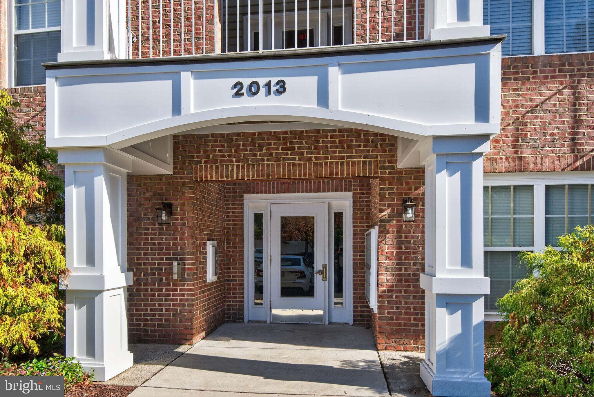 RIVERGATE - Residential