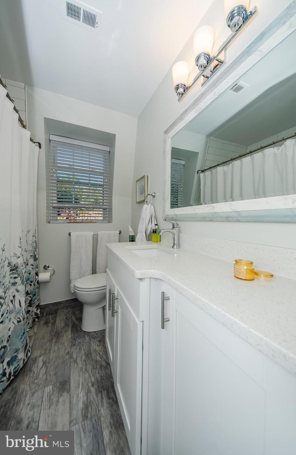 FAIRLINGTON COMMONS - Residential Lease