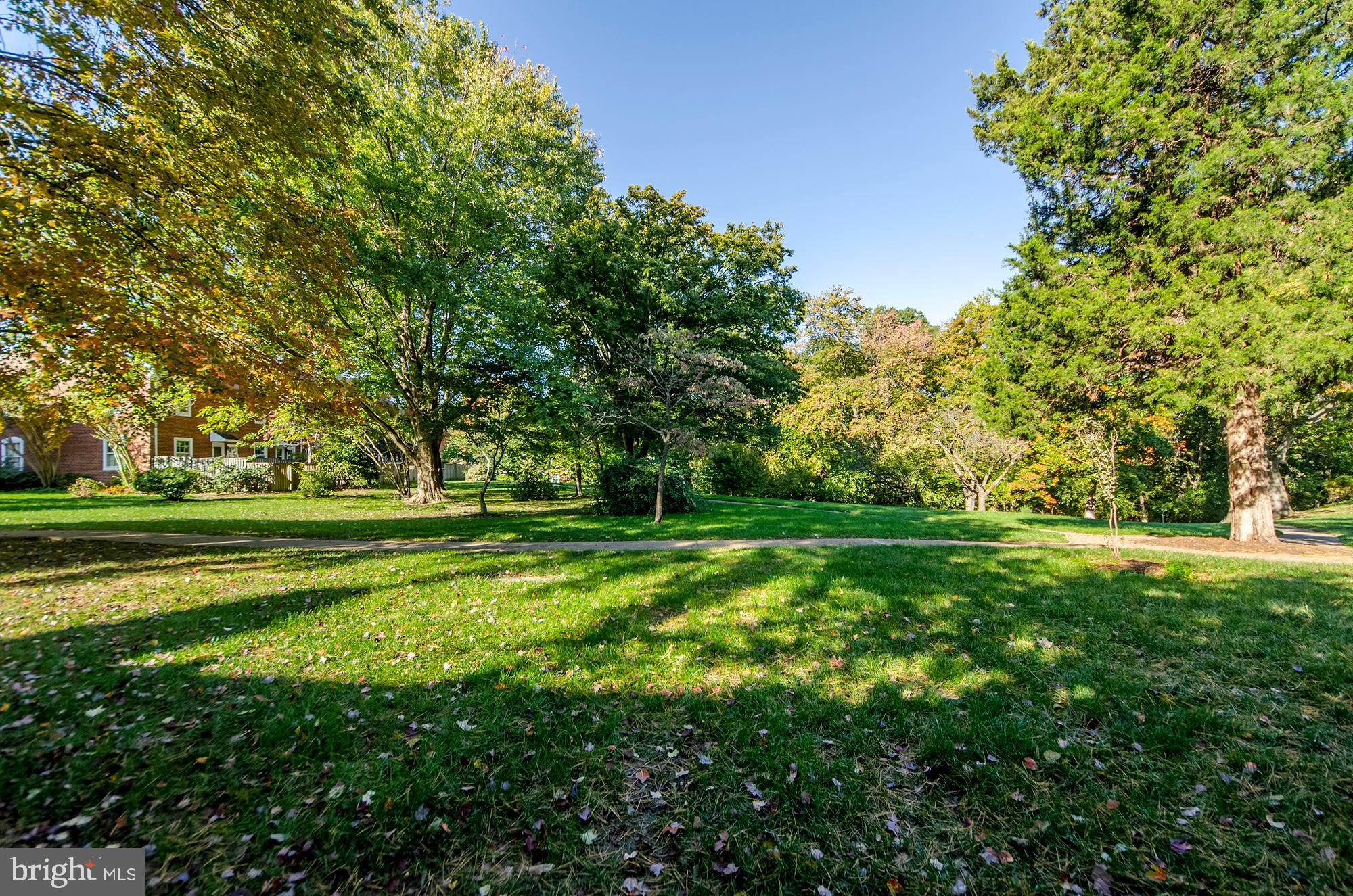 FAIRLINGTON COMMONS - Residential Lease