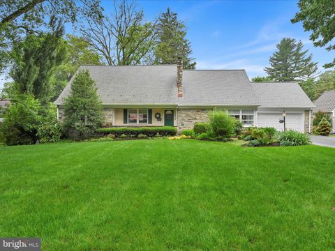 Photo of 1404 Hillcrest Road, LANCASTER, PA 17603 (MLS # PALA2071430)